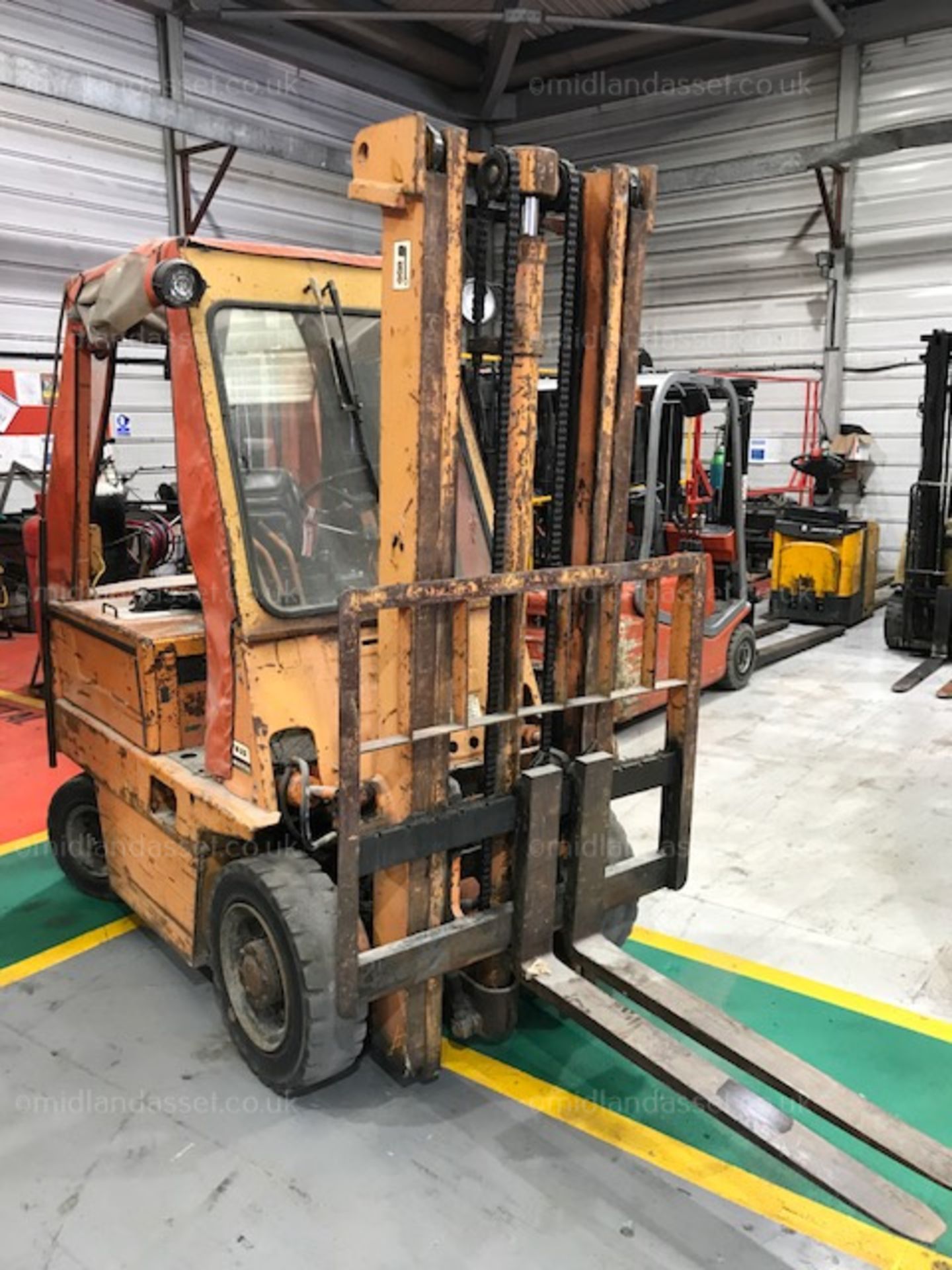 1999 KOMATSU FB25-2 ELECTRIC FORK TRUCK