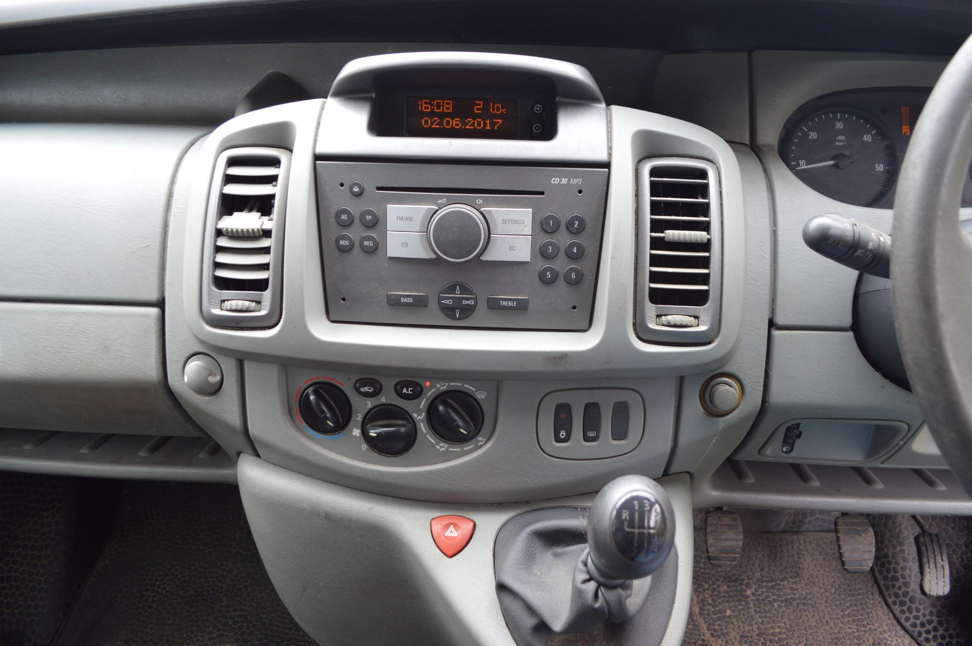 2007/56 REG VAUXHALL VIVARO 2900 DOUBLE CAB SWB 6 SEATER VAN - Image 15 of 15