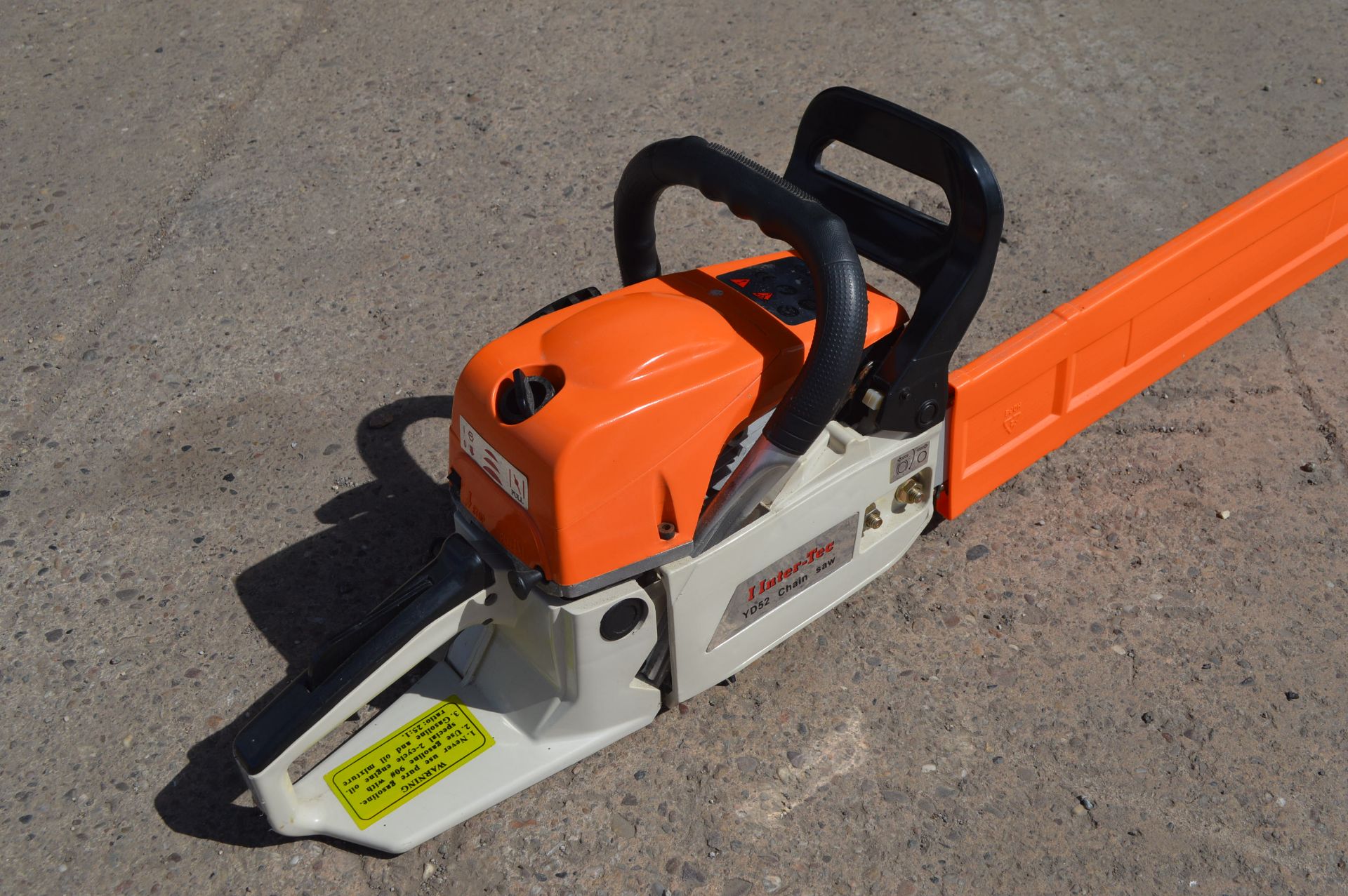 NEW & UNUSED CHAINSAW, IN WORKING ORDER *PLUS VAT* - Image 3 of 7