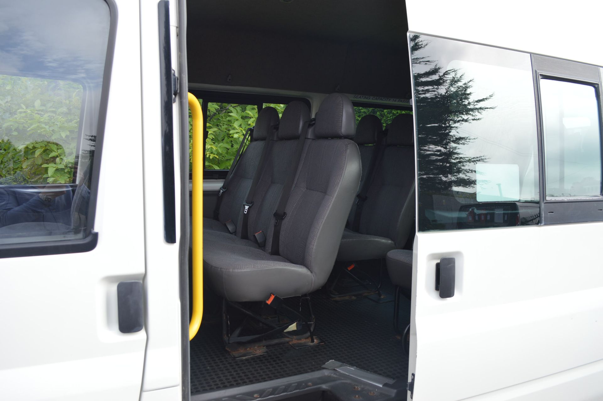 2005/55 REG FORD TRANSIT 350 LWB 14 SEATER MINIBUS, SHOWING 1 FORMER KEEPER *PLUS VAT* - Image 8 of 25