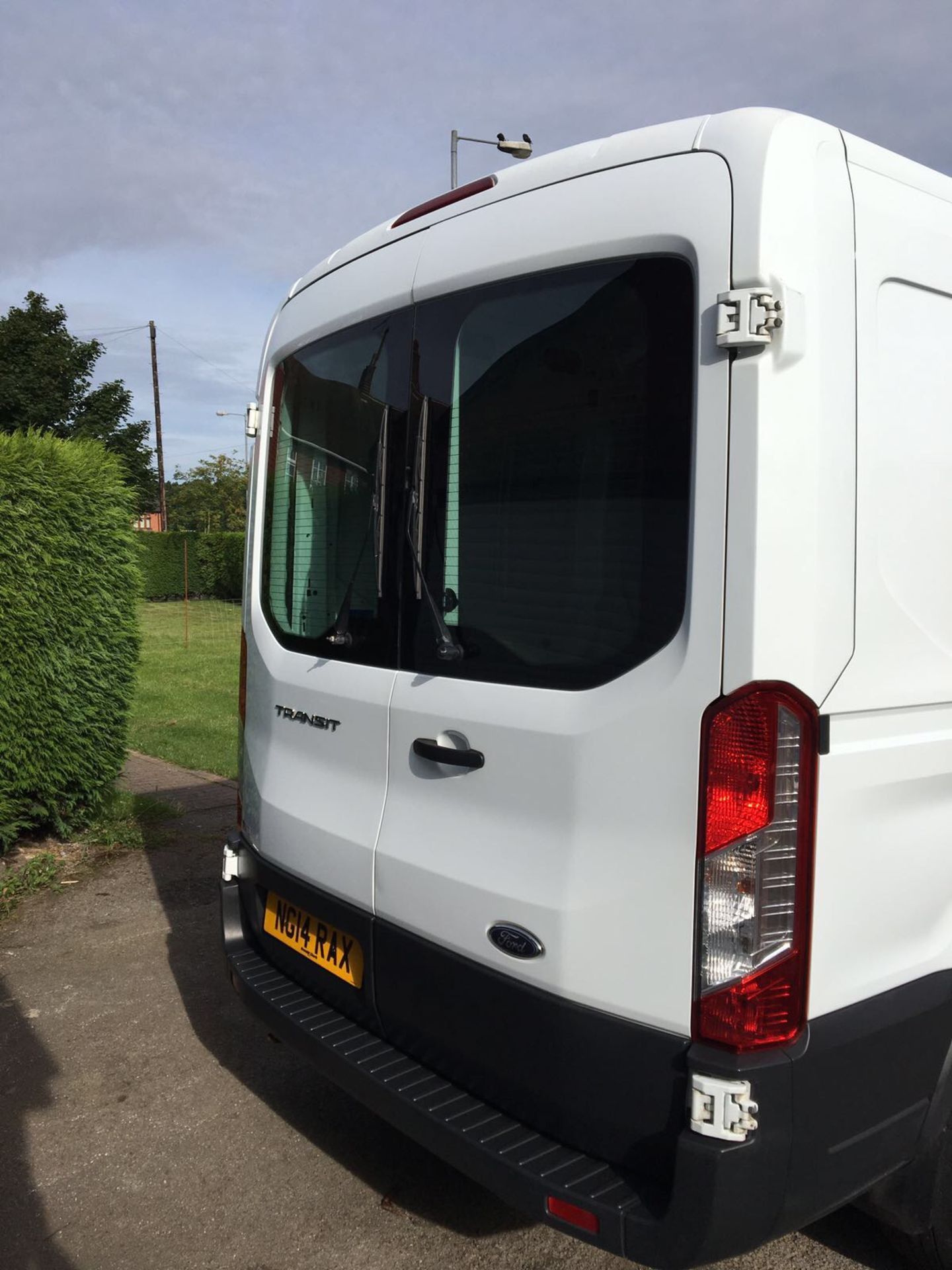 2014/14 REG FORD TRANSIT 350, MOT UNTIL AUGUST 2018, SHOWING 1 FORMER KEEPER *NO VAT* - Image 4 of 10