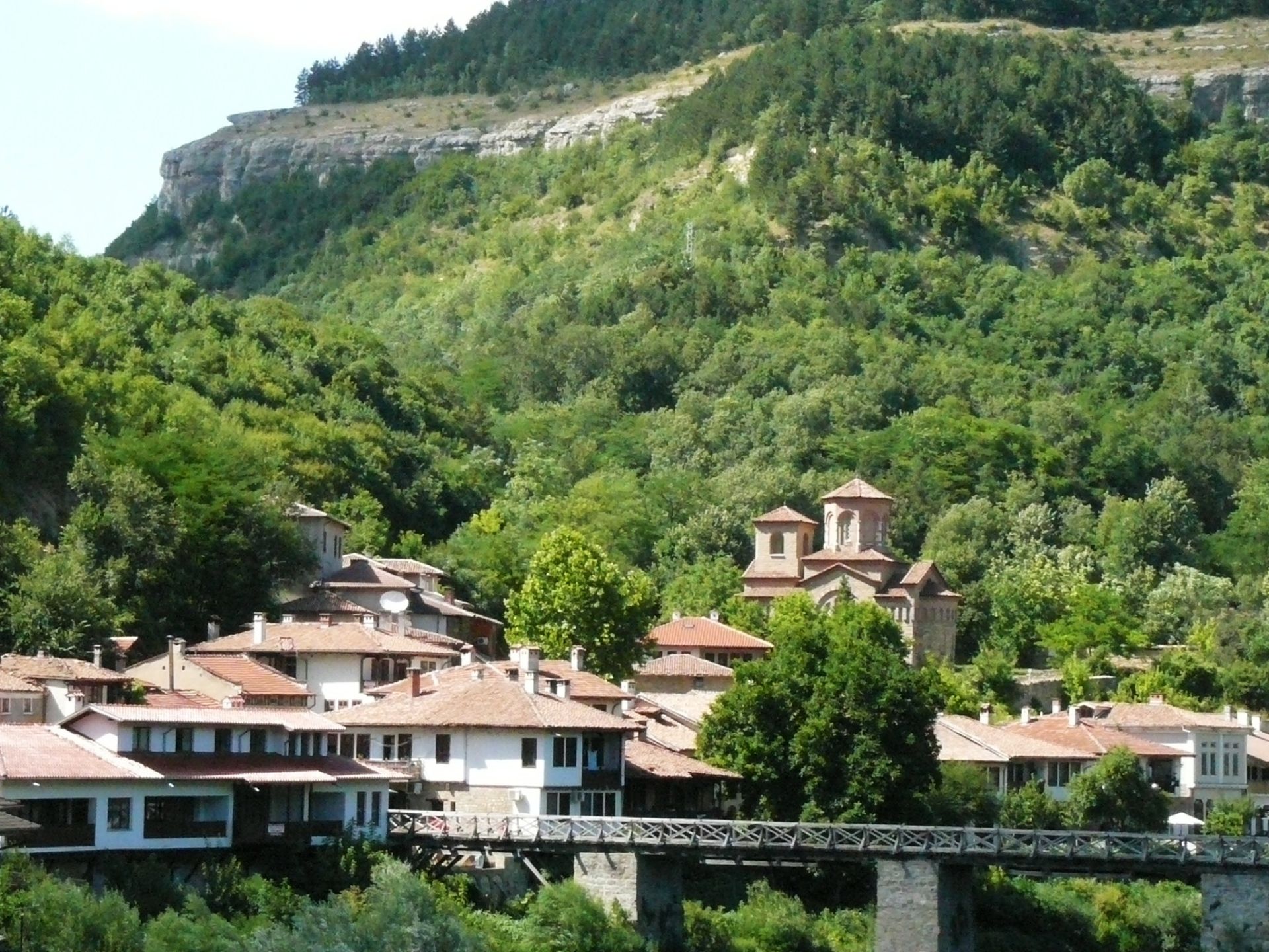 FREEHOLD APARTMENT IN VELIKO TARNOVO, BULGARIA - Image 55 of 55