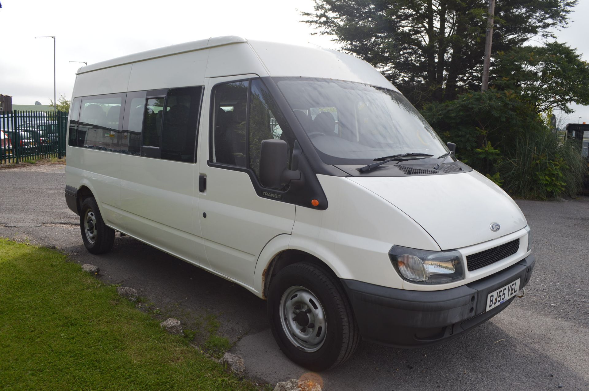 2005/55 REG FORD TRANSIT 350 LWB 14 SEATER MINIBUS, SHOWING 1 FORMER KEEPER *PLUS VAT*