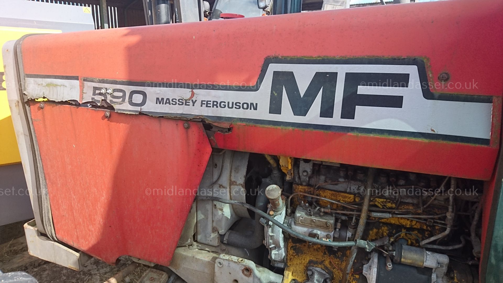 DS - MASSEY FERGUSON 590 4WD 204V TRACTOR   SHOWING 5,640 HOURS (UN-VERIFIED)   COLLECTION FROM - Image 5 of 10