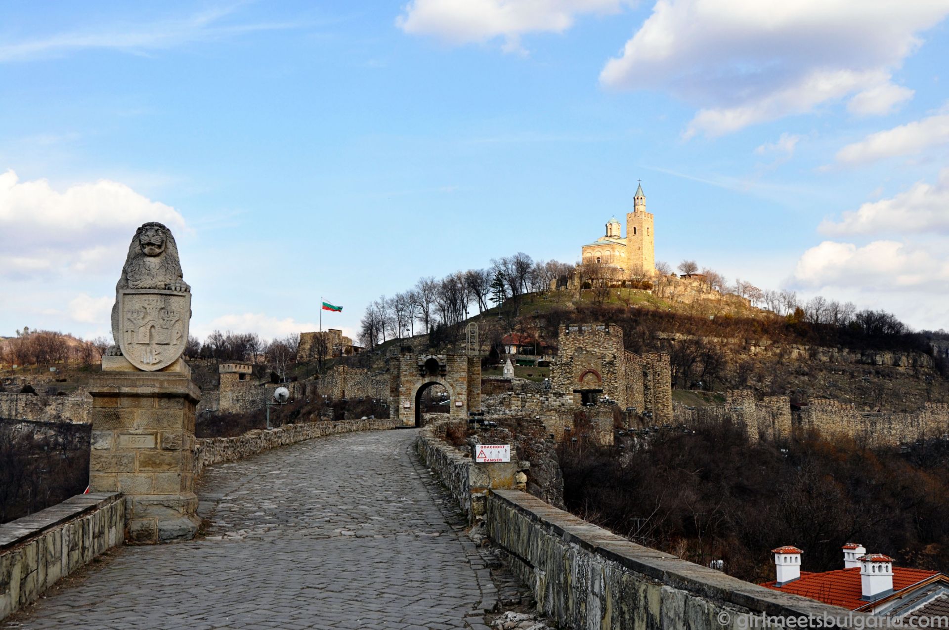 FREEHOLD APARTMENT IN VELIKO TARNOVO, BULGARIA - Image 50 of 55