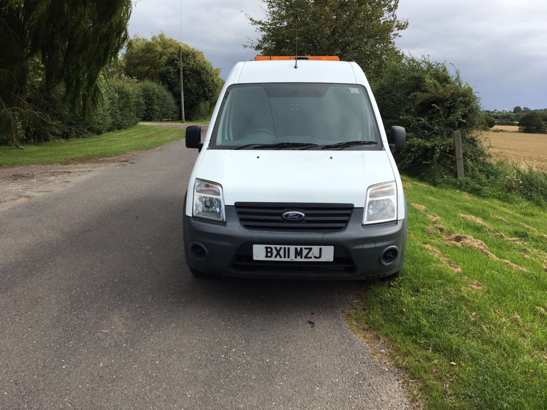 2011/11 REG FORD TRANSIT CONNECT 90 T230, SHOWING 1 OWNER - EX BT FLEET *NO VAT* - Image 2 of 11