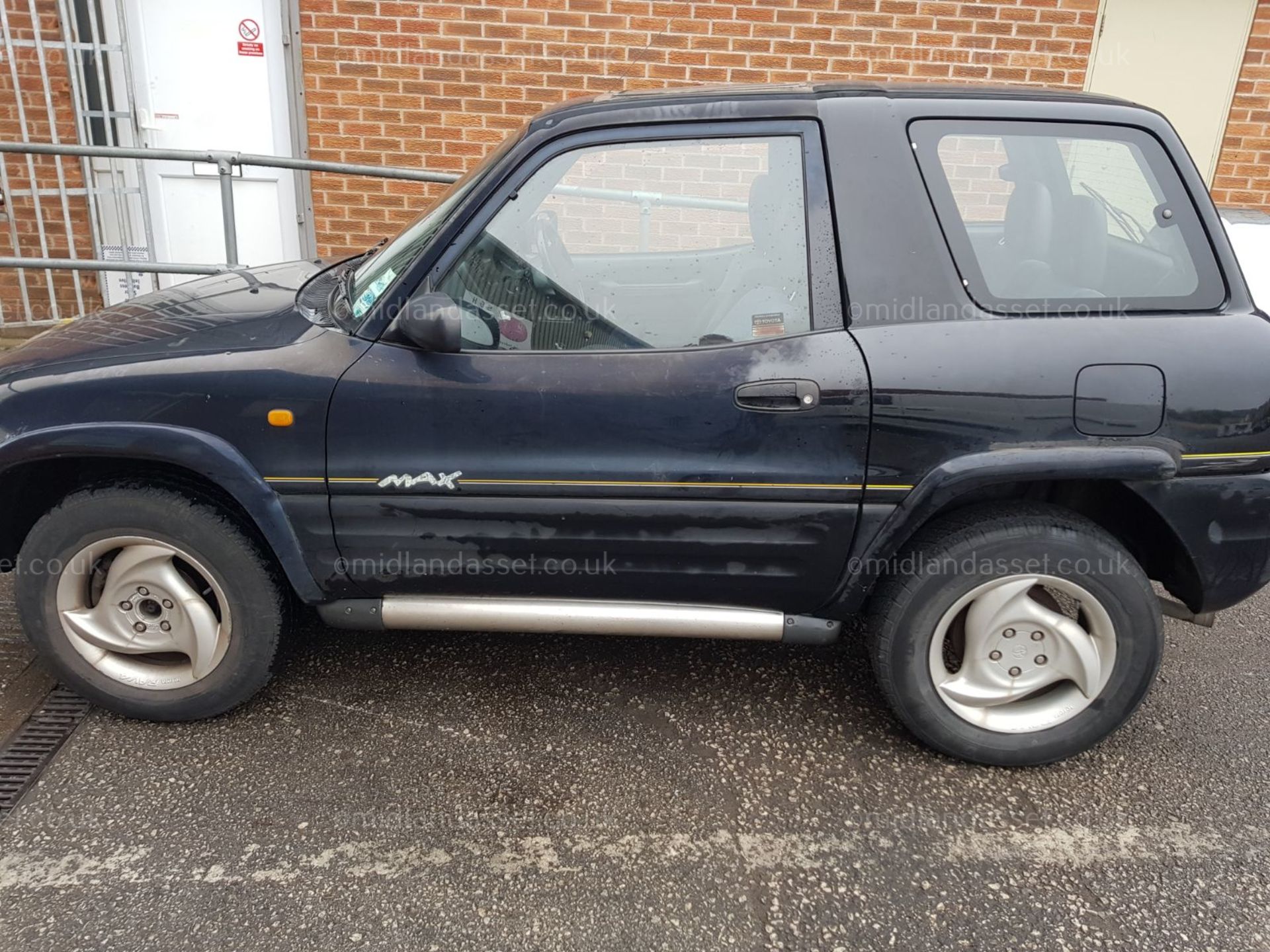 1996/P REG TOYOTA RAV-4 MAX ESTATE - Image 5 of 9