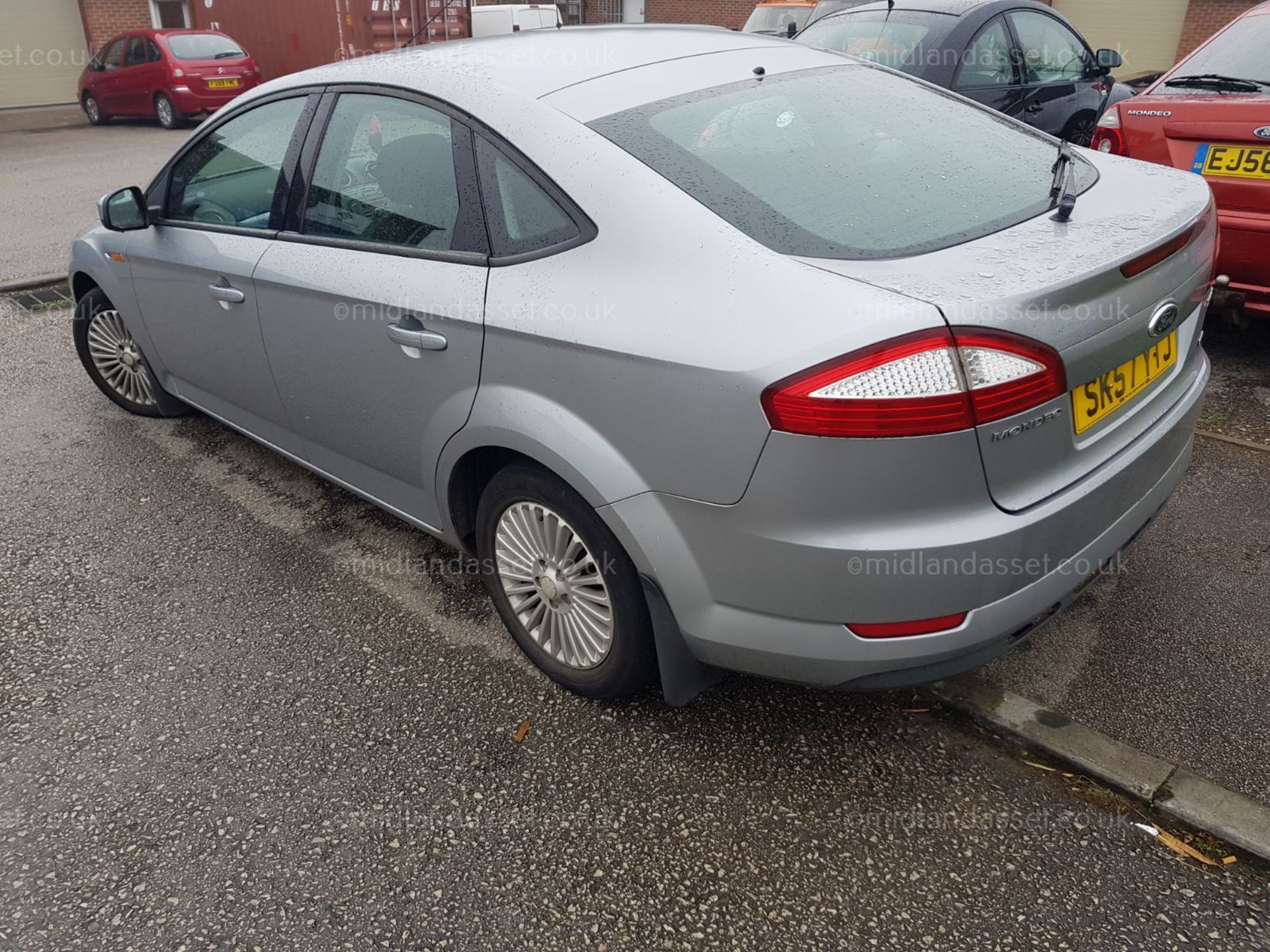 2007/57 REG FORD MONDEO ZETEC TDCI 125 5 DOOR HATCHBACK ONE FORMER KEEPER - Image 2 of 7