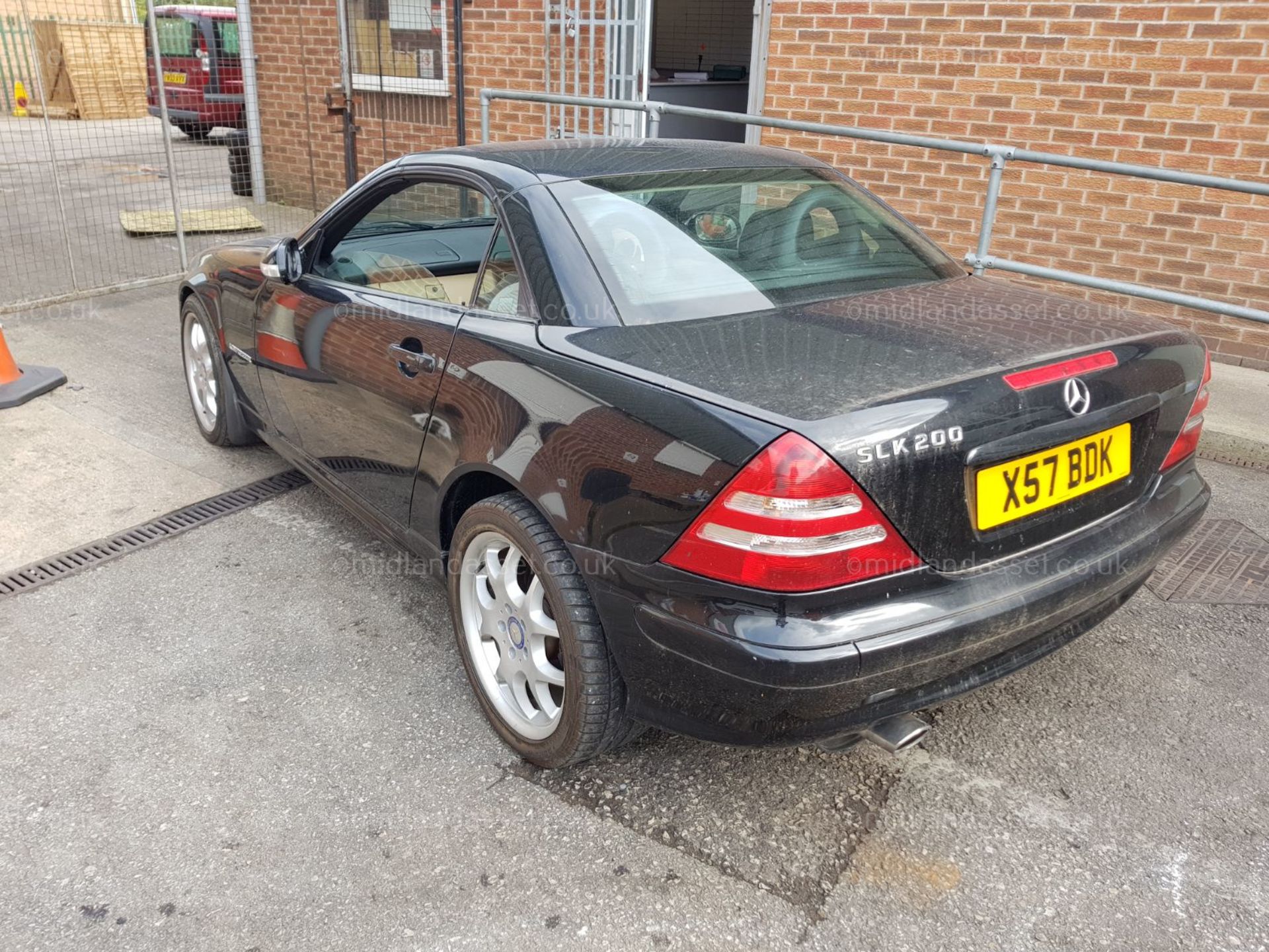 2000/X REG MERCEDES SLK 200 KOMPRESSOR AUTO CONVERTIBLE - Image 3 of 10