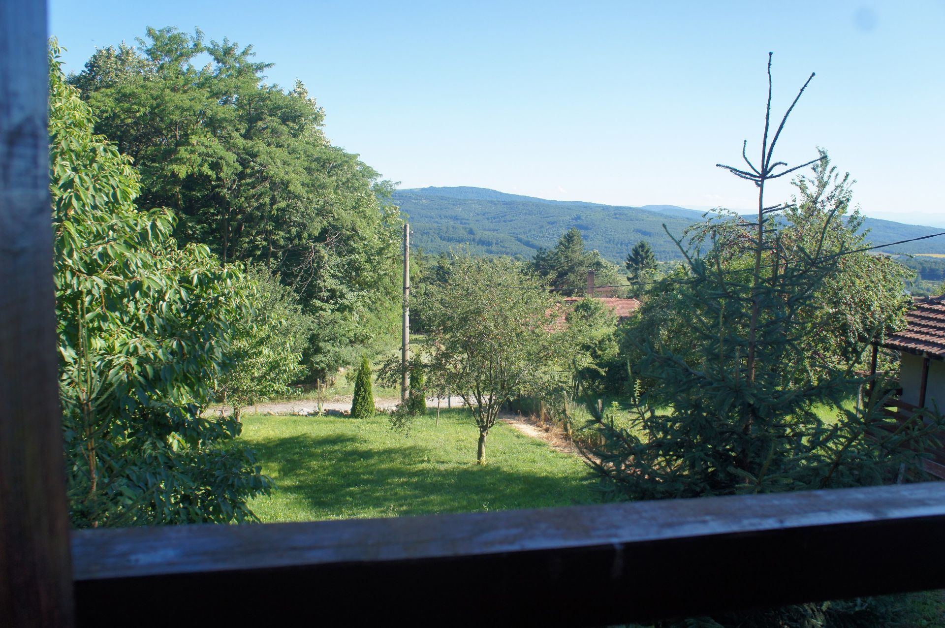 FABULOUS freehold home and land in Bulgaria, ONLY 10 minfrom Lovech! - Image 11 of 32