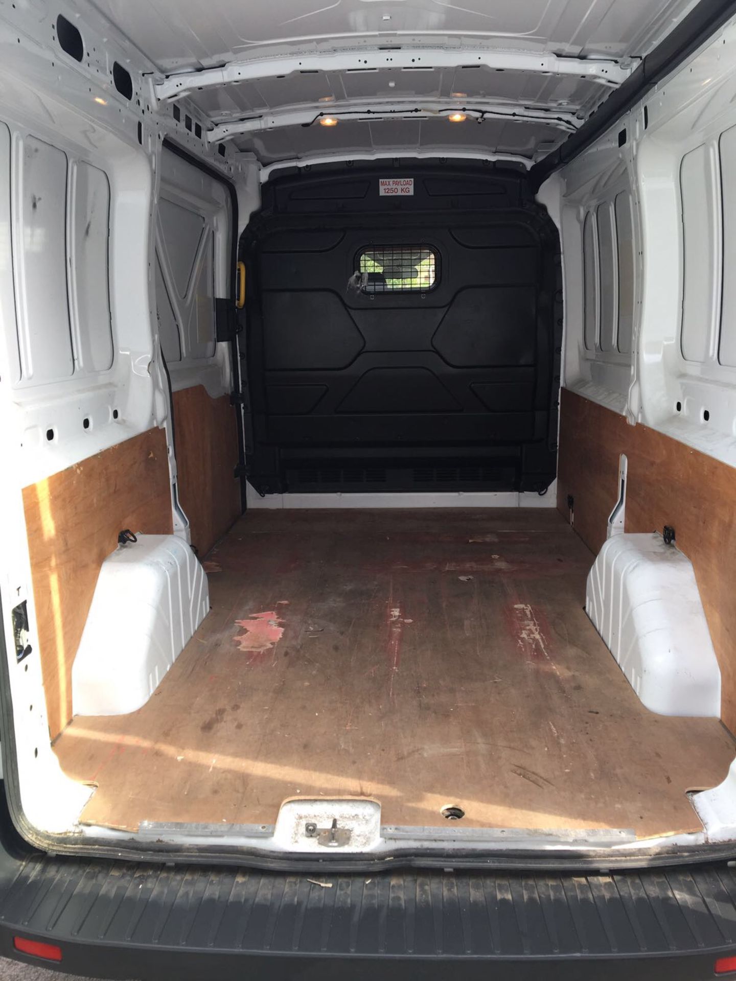 2014/14 REG FORD TRANSIT 350, MOT UNTIL AUGUST 2018, SHOWING 1 FORMER KEEPER *NO VAT* - Image 5 of 10