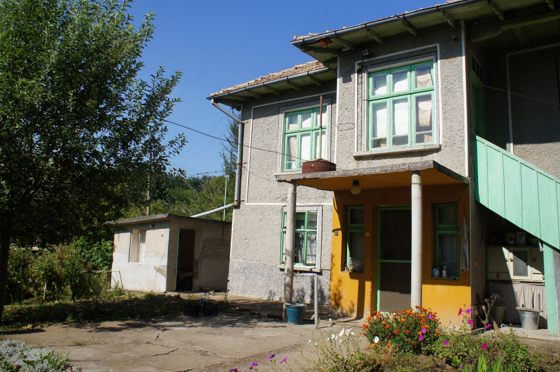 PROPERTY AND 1,770 SQM OF LAND IN POPOVO, BULGARIA - Image 22 of 48