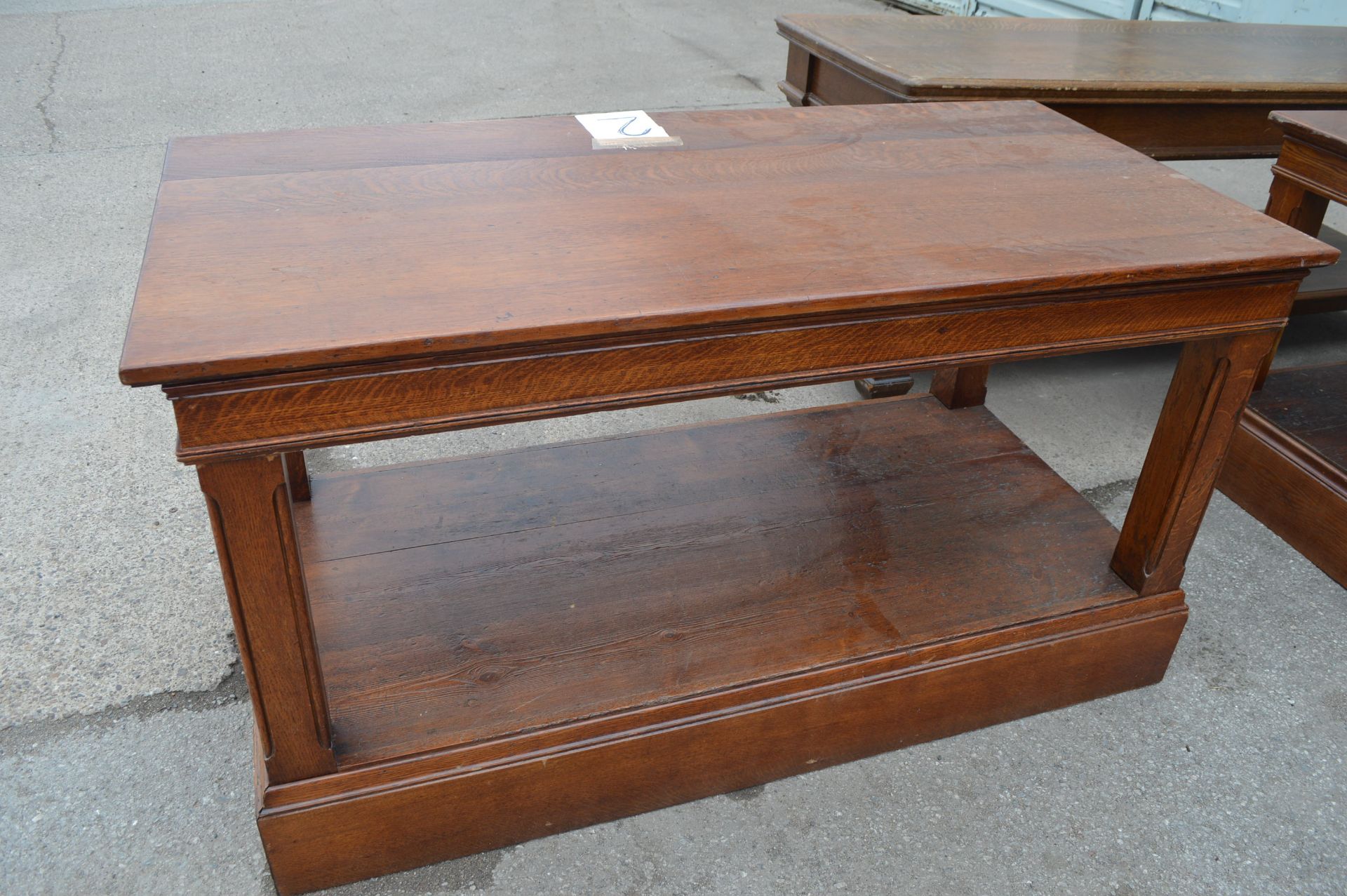 SOLID OAK TAILORING WORK BENCH, IDEAL FOR DINING ROOM TABLES ETC. *NO VAT*