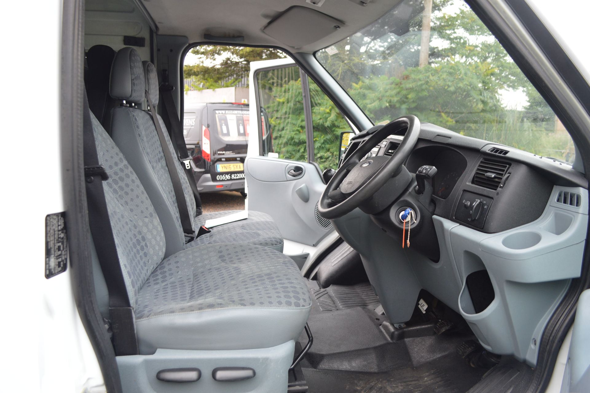 2011/61 REG FORD TRANSIT 100 T350L RWD, SHOWING 1 OWNER - NETWORK RAIL *PLUS VAT* - Image 16 of 20