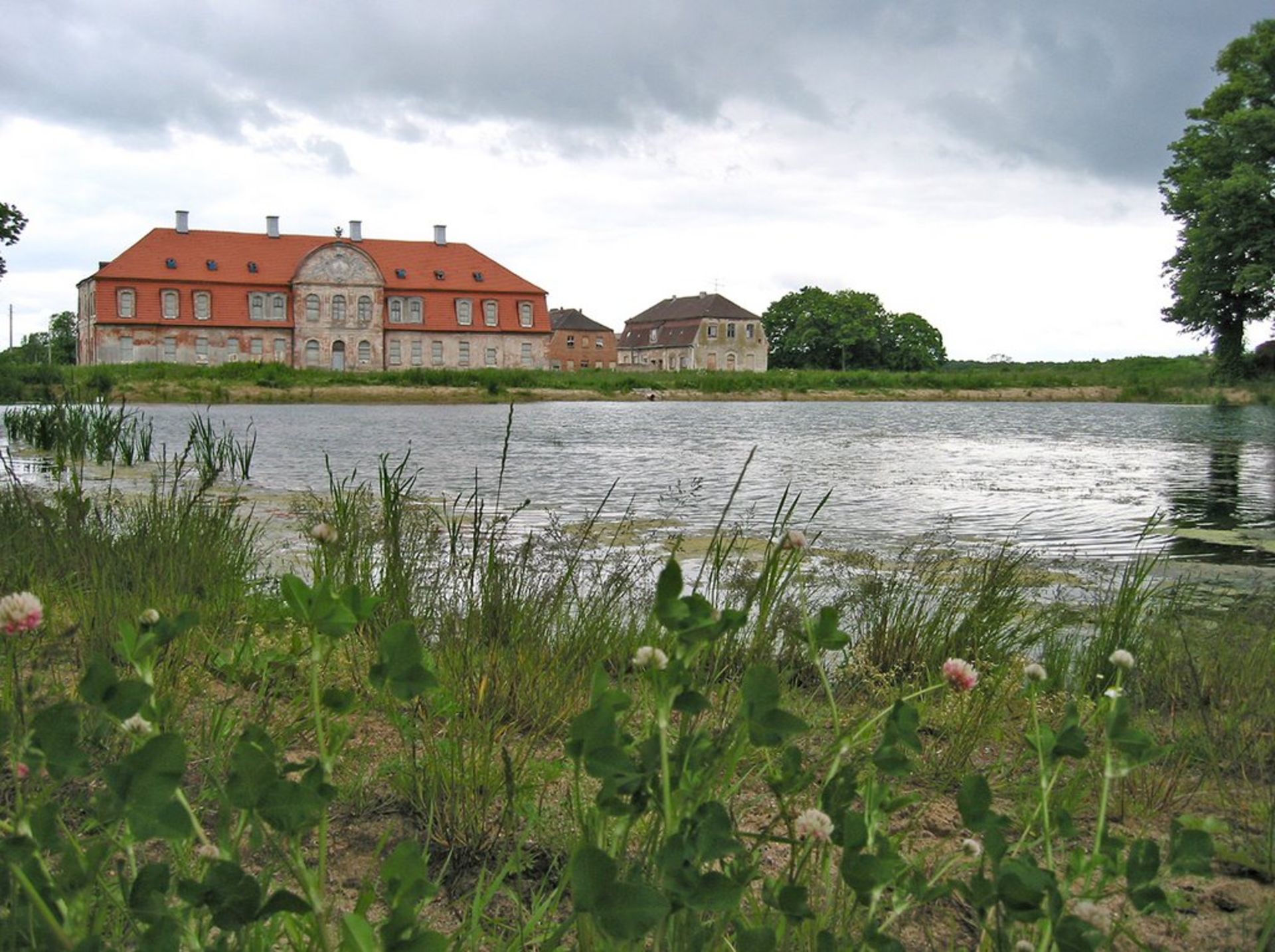 FORMER RAILWAY STATION, 3 BUILDINGS STANDING IN 4.8 ACRES !!! - Image 26 of 28