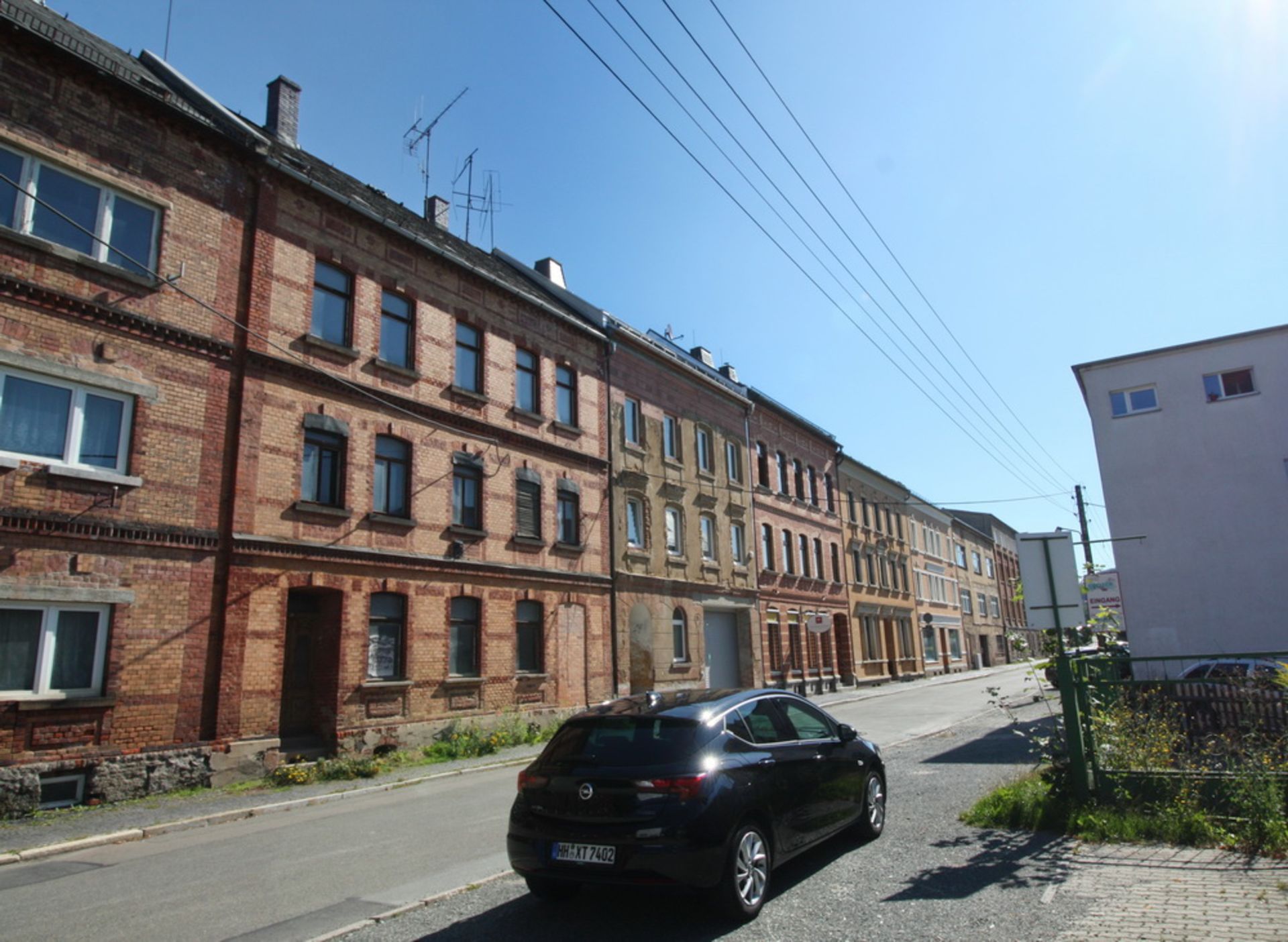 LARGE APARTMENT BLOCK IN GREIZ, GERMANY - Image 17 of 54