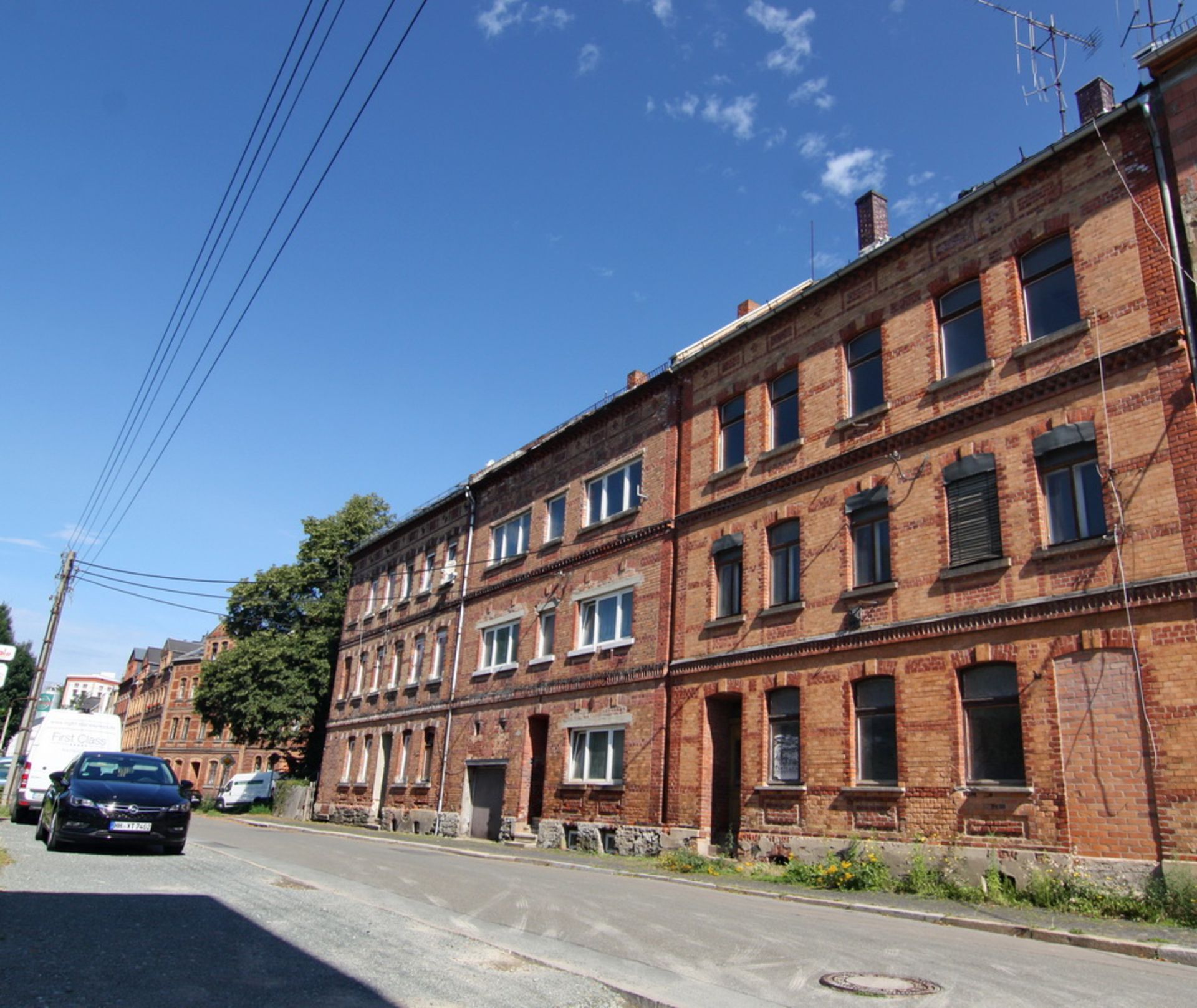 LARGE APARTMENT BLOCK IN GREIZ, GERMANY - Image 22 of 54