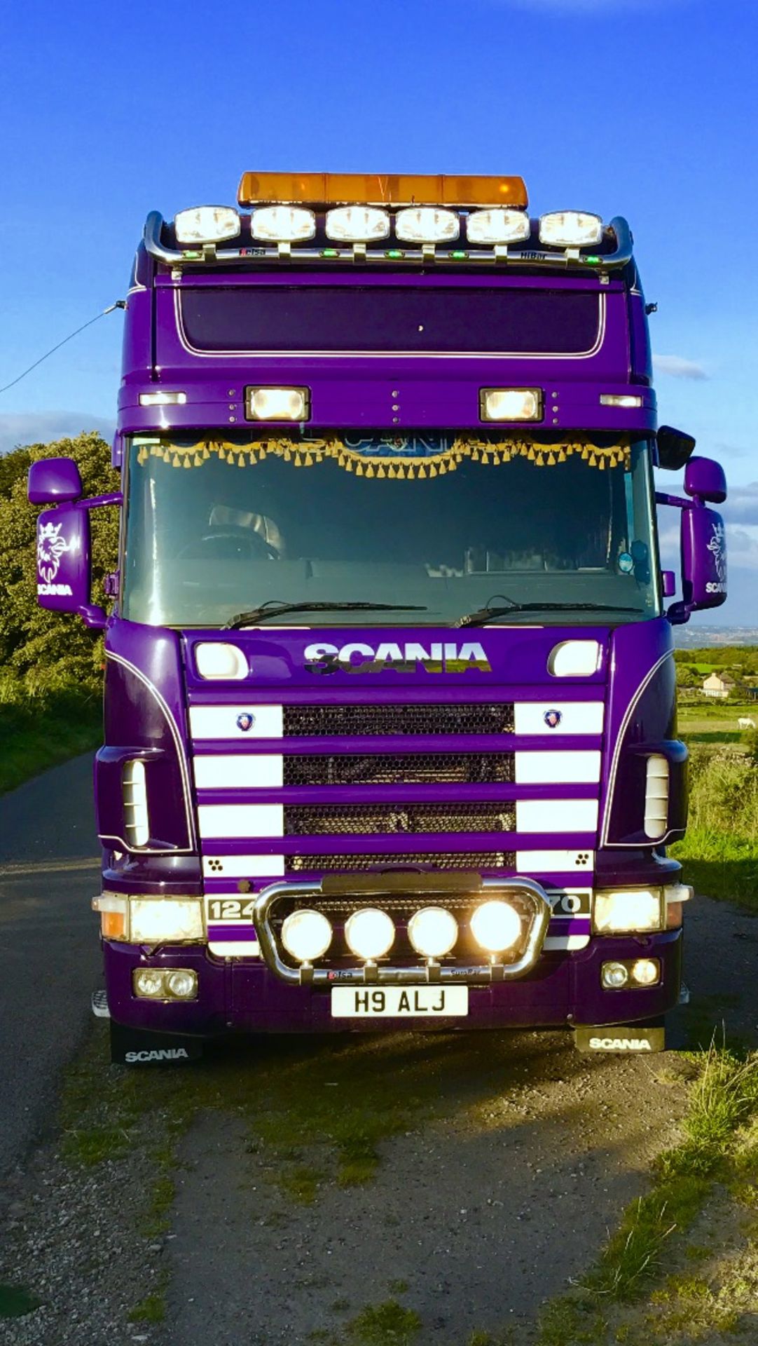 2002/02 REG SCANIA 4-SRS L-CLASS SLEEPER CAB - Image 2 of 10