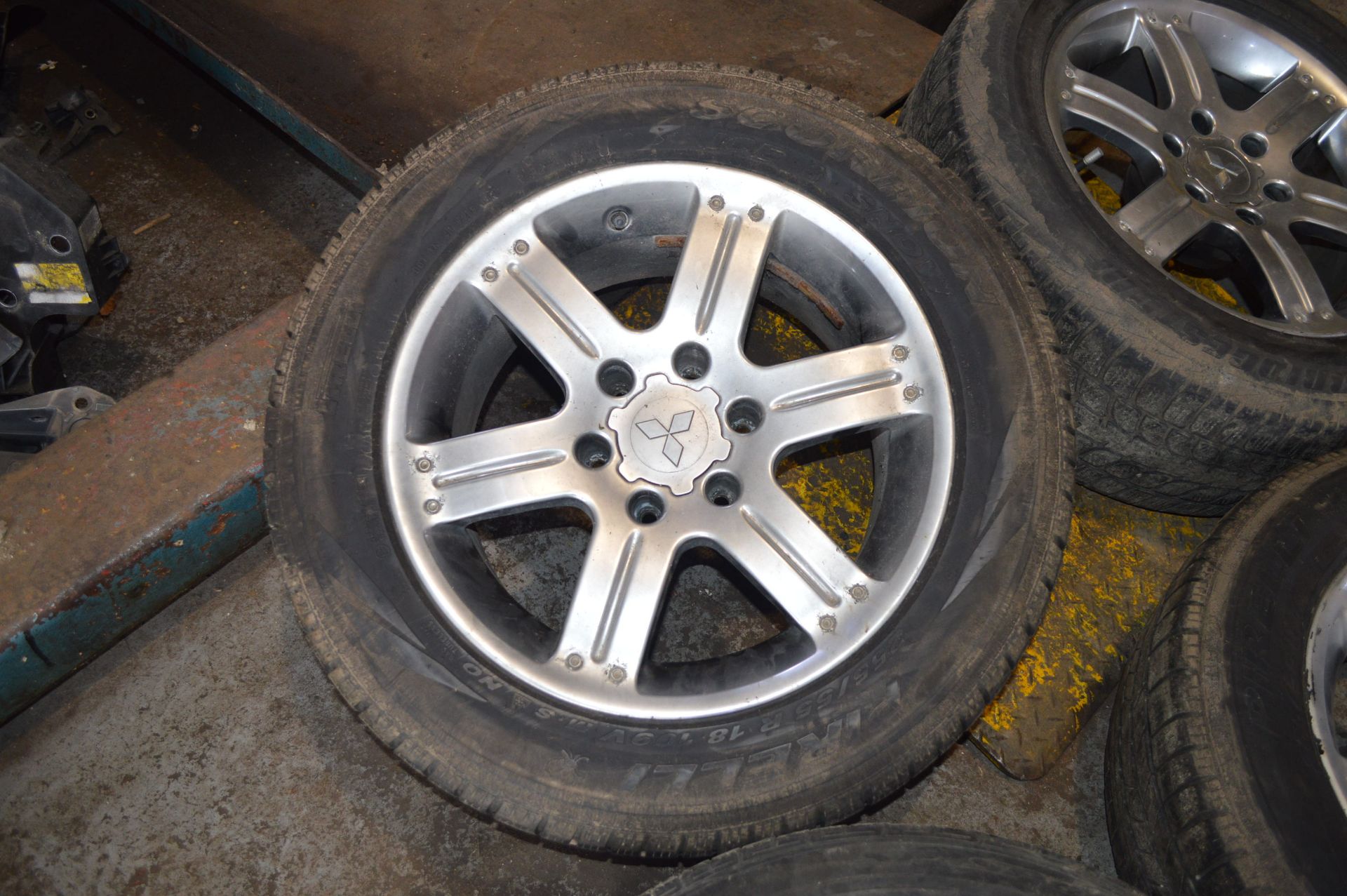 X4 MITSUBISHI 18" WHEELS & TYRES, REMOVED FROM A MITSUBISHI L200 *NO VAT* - Image 6 of 6