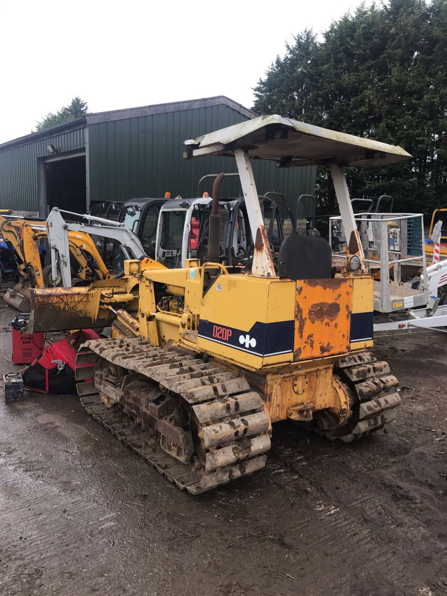 KOMATSU D20P TRACKED DOZER CRAWLER TRACTOR *PLUS VAT* - Image 2 of 10