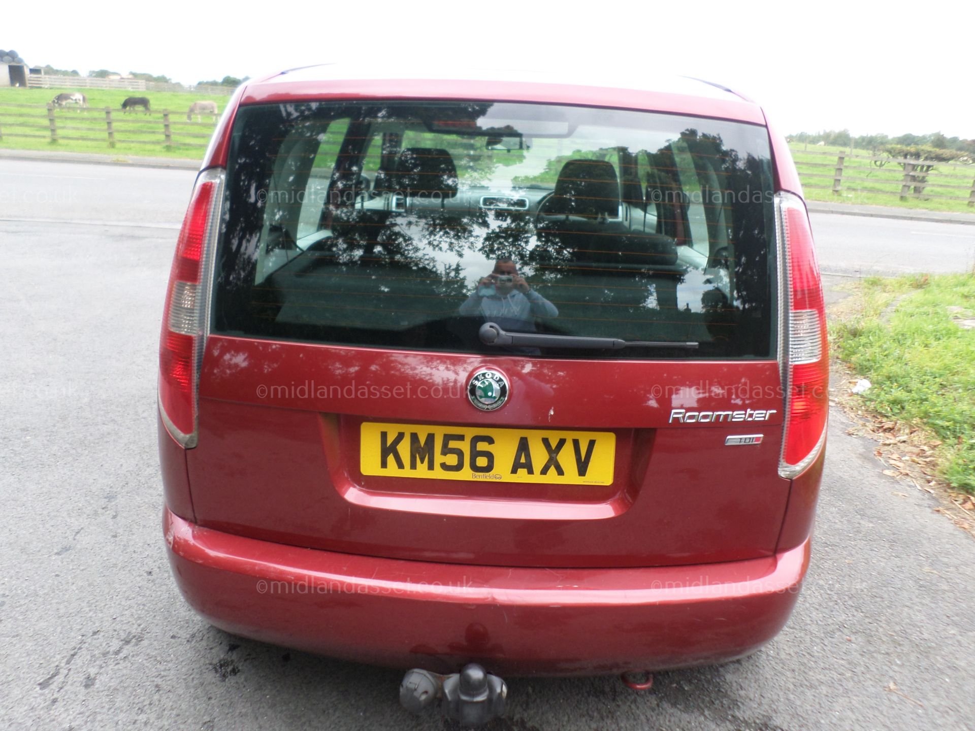 2006/56 REG SKODA ROOMSTER 2 TDI 80 5 DOOR HATCHBACK - Image 7 of 8