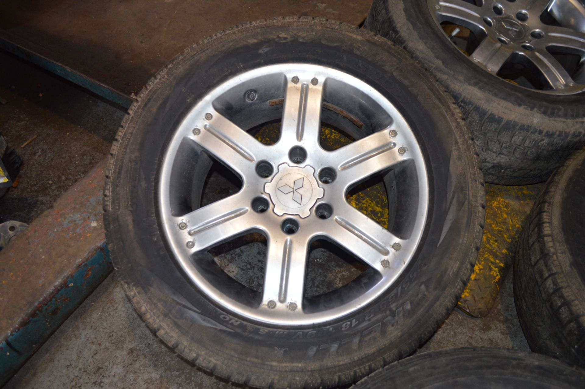 X4 MITSUBISHI 18" WHEELS & TYRES, REMOVED FROM A MITSUBISHI L200 *NO VAT* - Image 3 of 6