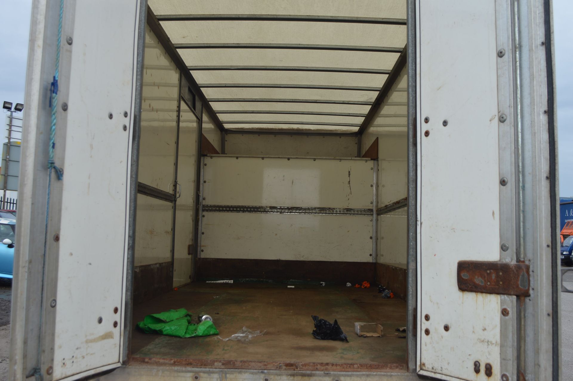 MERCEDES SPRINTER REAR BOX BODY / SHELL *NO VAT* - Image 7 of 11