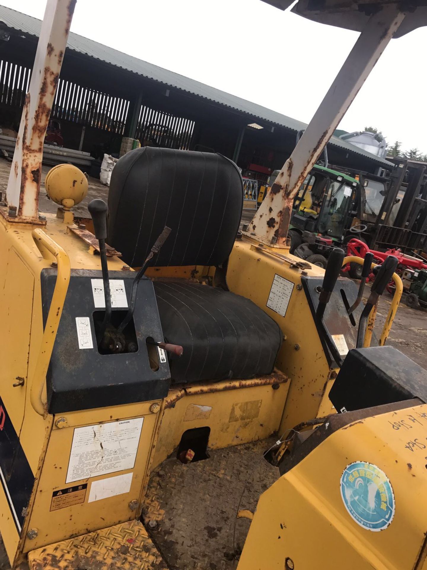 KOMATSU D20P TRACKED DOZER CRAWLER TRACTOR *PLUS VAT* - Image 5 of 10