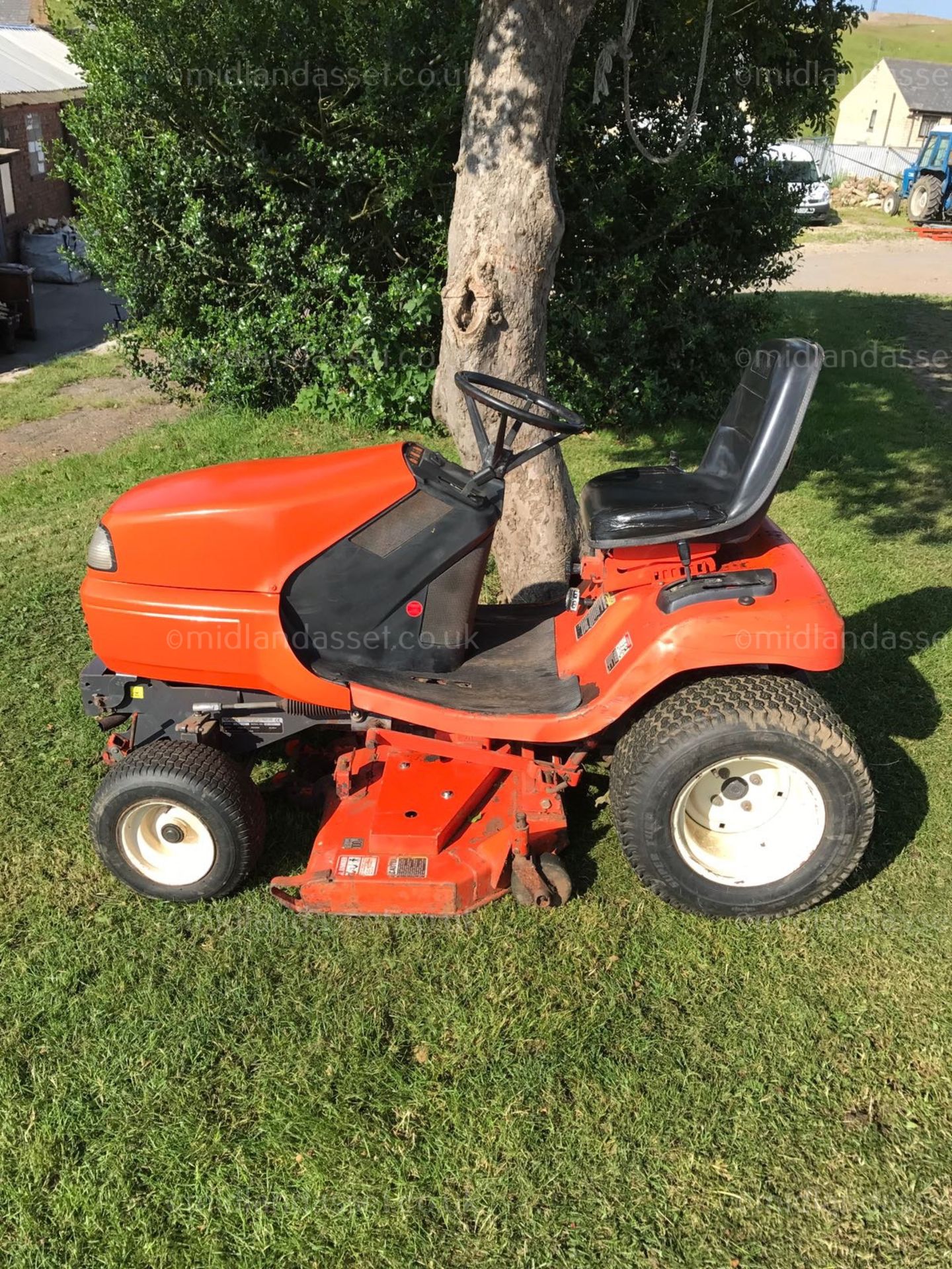 2003 KUBOTA G2160 RIDE ON MOWER - Image 2 of 7