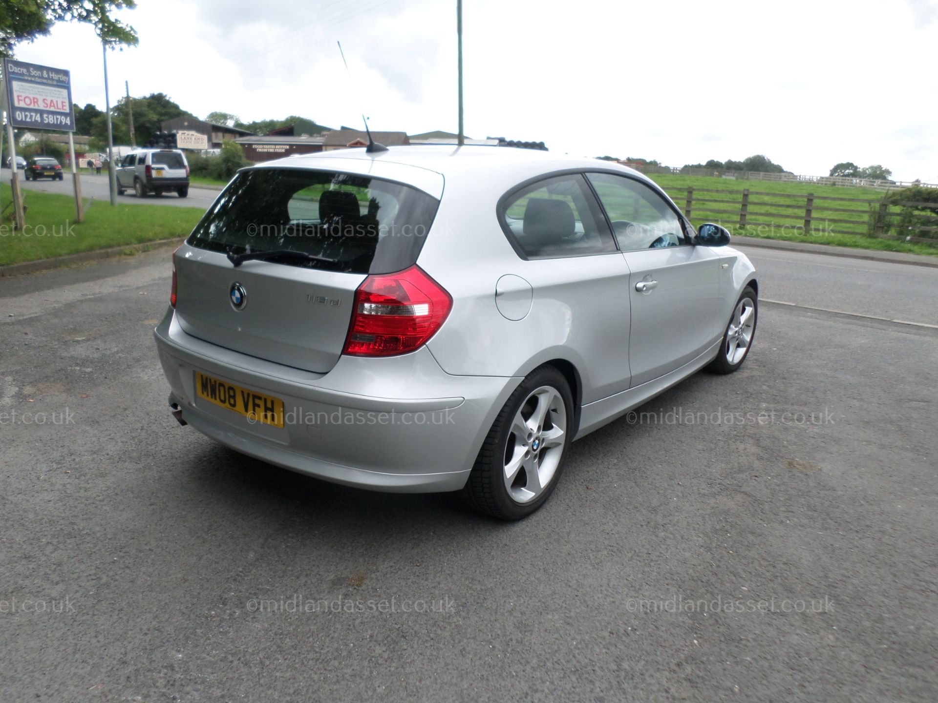 2008/08 REG BMW 118D EDITION SE 3 DOOR HATCHBACK FULL SERVICE HISTORY - Image 4 of 8