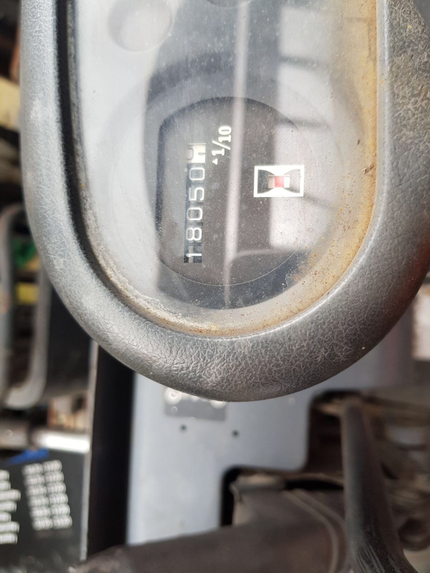 1994 TOYOTA FORKLIFT, NO KEYS, SPARES / REPAIRS, SECONDARY PUMP FAILURE *NO VAT* - Bild 5 aus 8