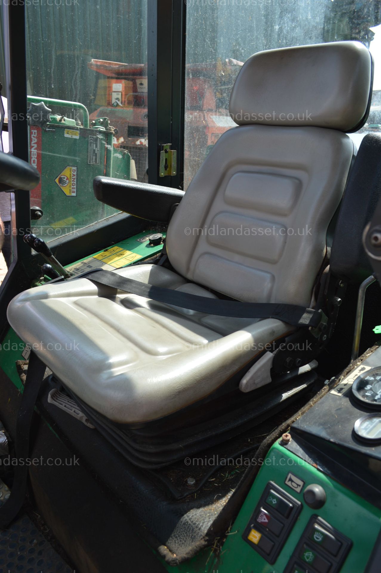 2001 RANSOMES COMMANDER 3520 5 GANG TRIPLE *PLUS VAT* - Image 5 of 9