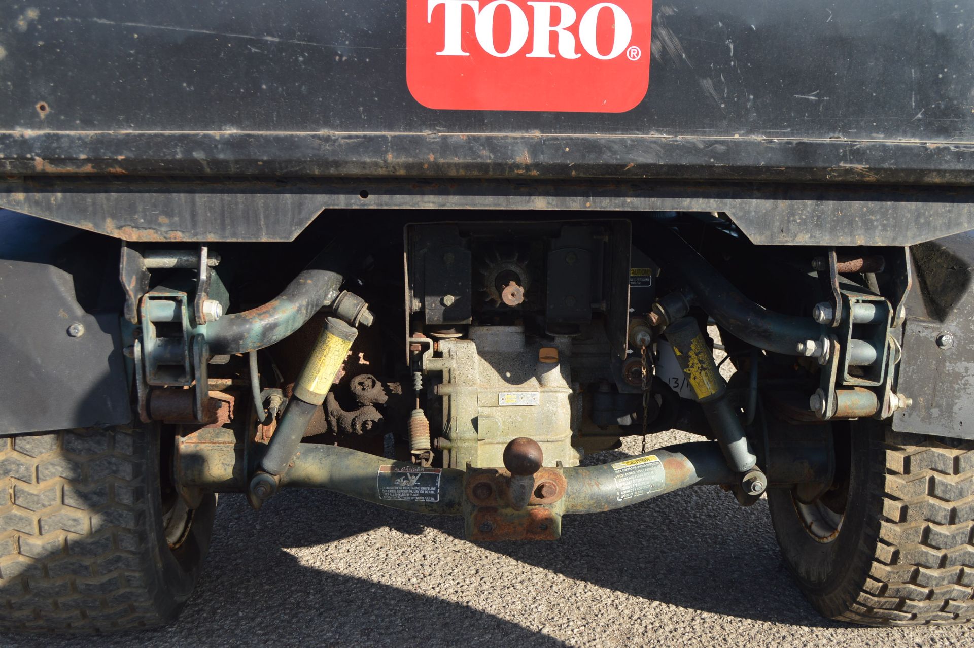 TORO WORKMAN TIPPER 3 CYLINDER PETROL ENGINE, 468 HOURS *PLUS VAT* - Image 16 of 20