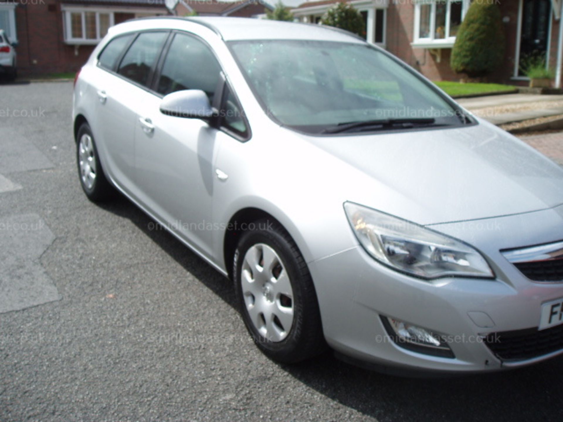 2012/61 REG VAUXHALL ASTRA EXCLUSIV CDTI ECOFLEX ESTATE ONE OWNER