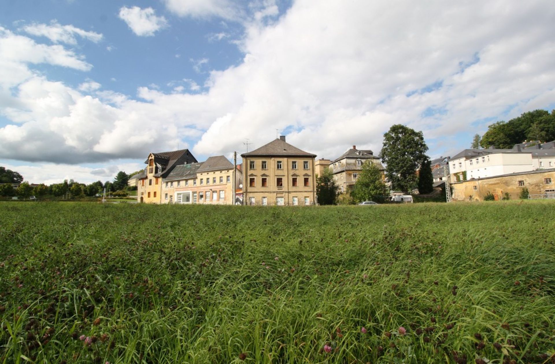 TWO FREEHOLD APARTMENT BLOCKS IN HIRSCHBERG, GERMANY JUST 14 DAYS AND YOU'RE IN ! - Image 2 of 70