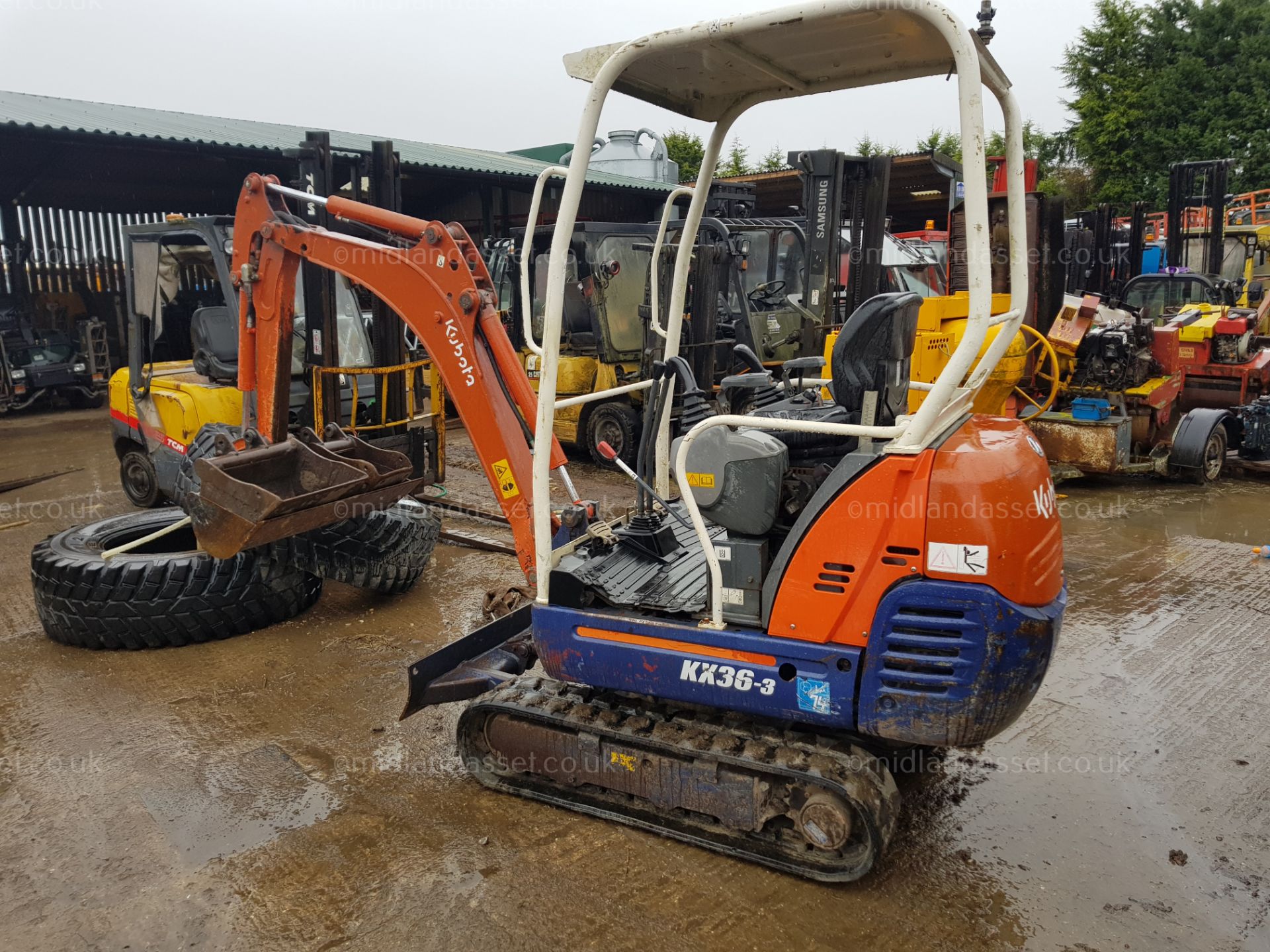 2009 KUBOTA KX36-3 TRACKED MINI DIGGER - NEXT BID WINS! - Image 3 of 11