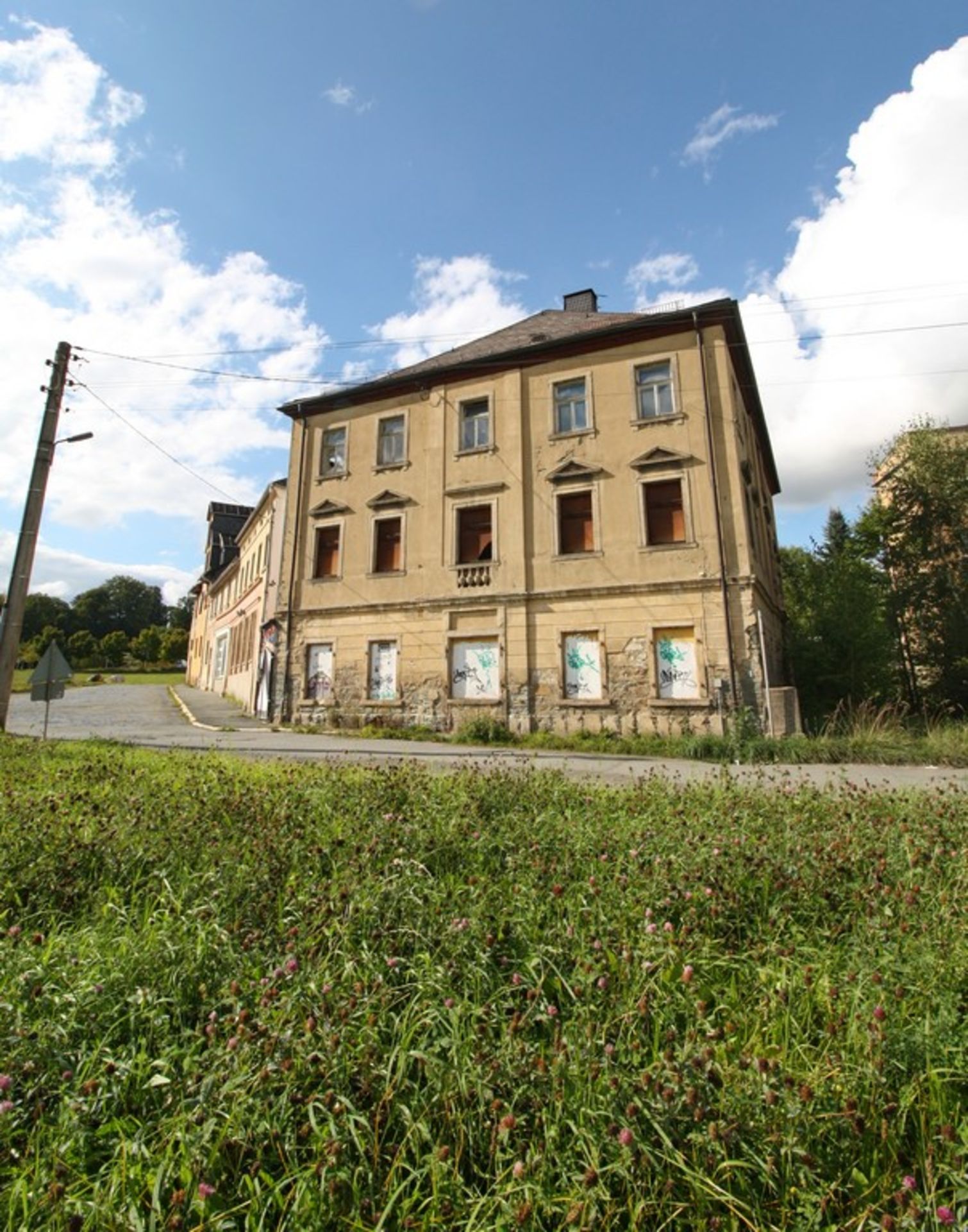 TWO FREEHOLD APARTMENT BLOCKS IN HIRSCHBERG, GERMANY JUST 14 DAYS AND YOU'RE IN ! - Image 43 of 70