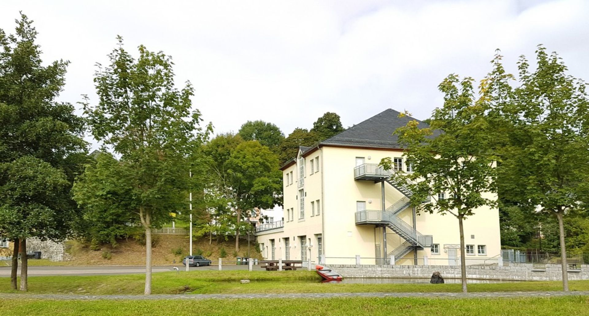 TWO FREEHOLD APARTMENT BLOCKS IN HIRSCHBERG, GERMANY JUST 14 DAYS AND YOU'RE IN ! - Image 68 of 70