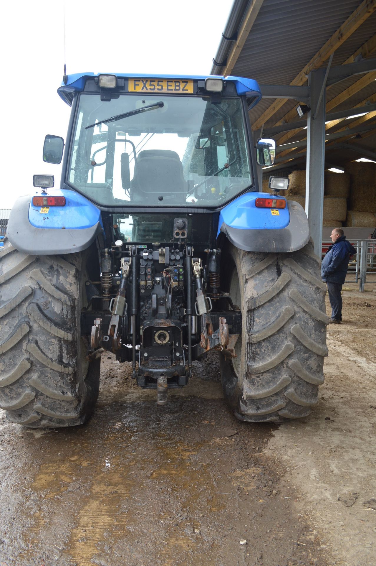 2005/55 REG NEW HOLLAND TM155 DIESEL TRACTOR, SHOWING 2 FORMER KEEPERS *PLUS VAT* - Image 11 of 16