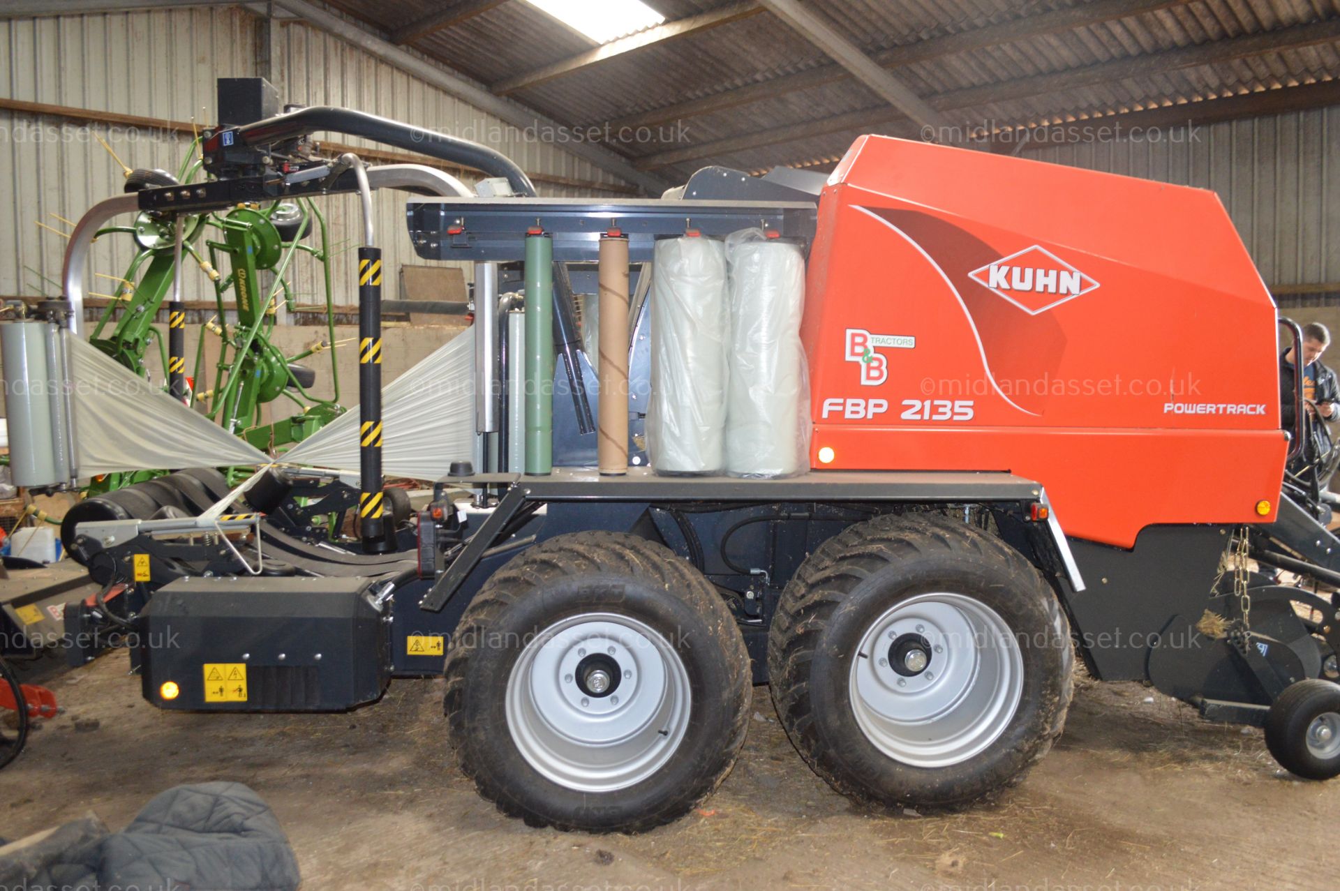 2014 KUHN POWERTRACK FBP 125 BALER WRAPPER - Image 11 of 13