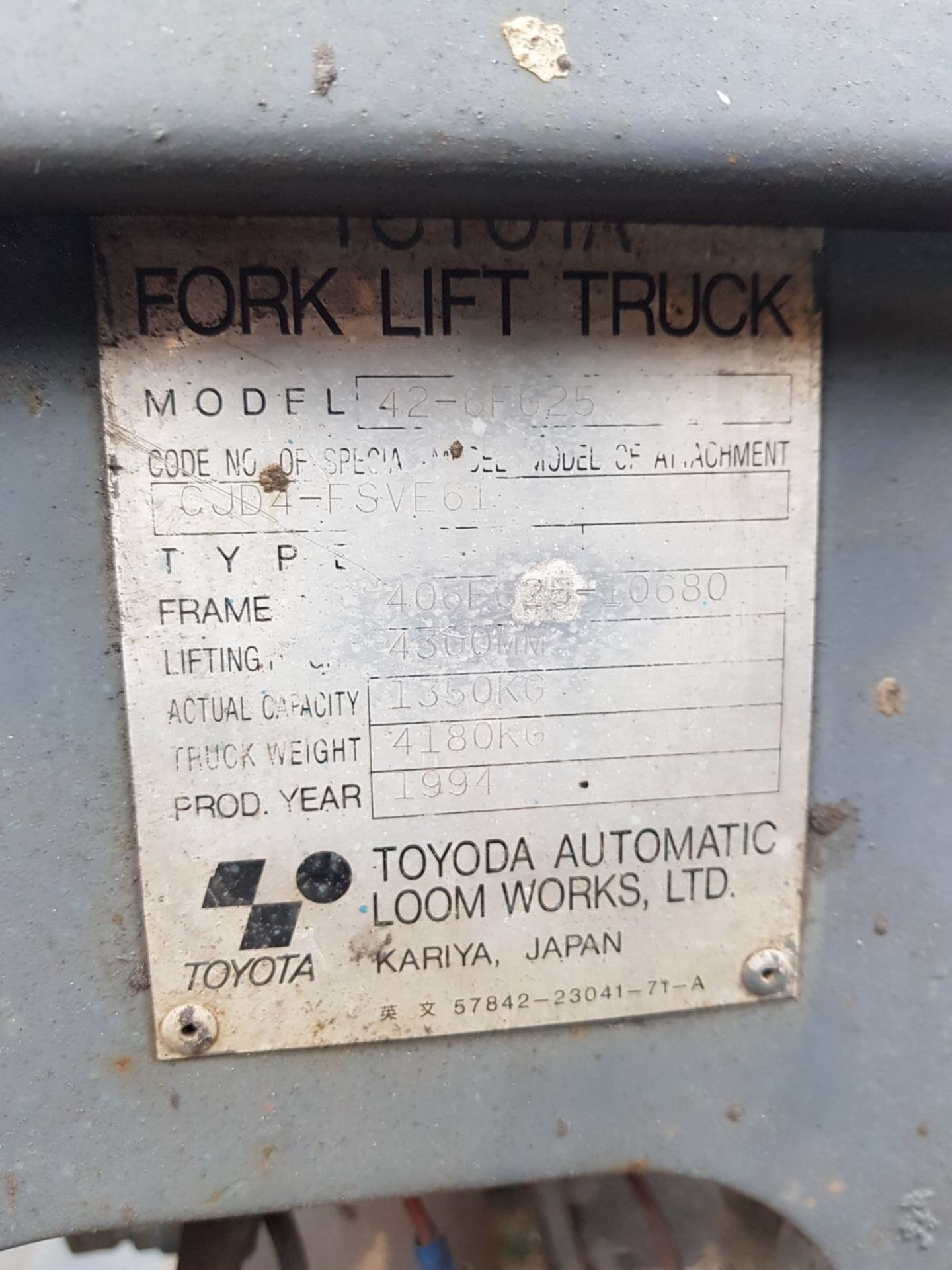 1994 TOYOTA FORKLIFT, NO KEYS, SPARES / REPAIRS, SECONDARY PUMP FAILURE *NO VAT* - Image 7 of 8