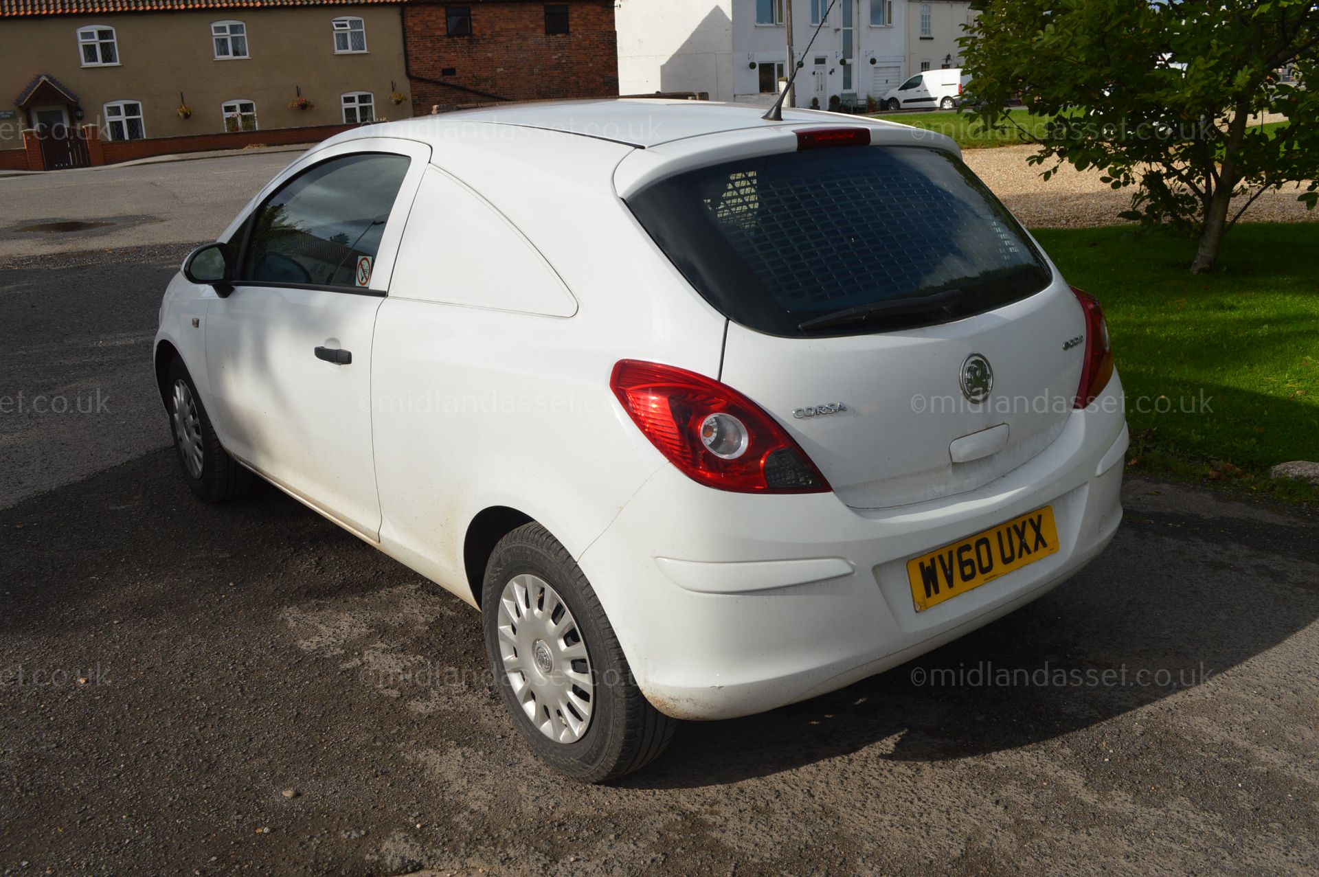 2010/60 REG VAUXHALL CORSA CDTI, SHOWING 1 OWNER, EX BT, FULL SERVICE HISTORY & LOW MILES! *NO VAT* - Image 4 of 14