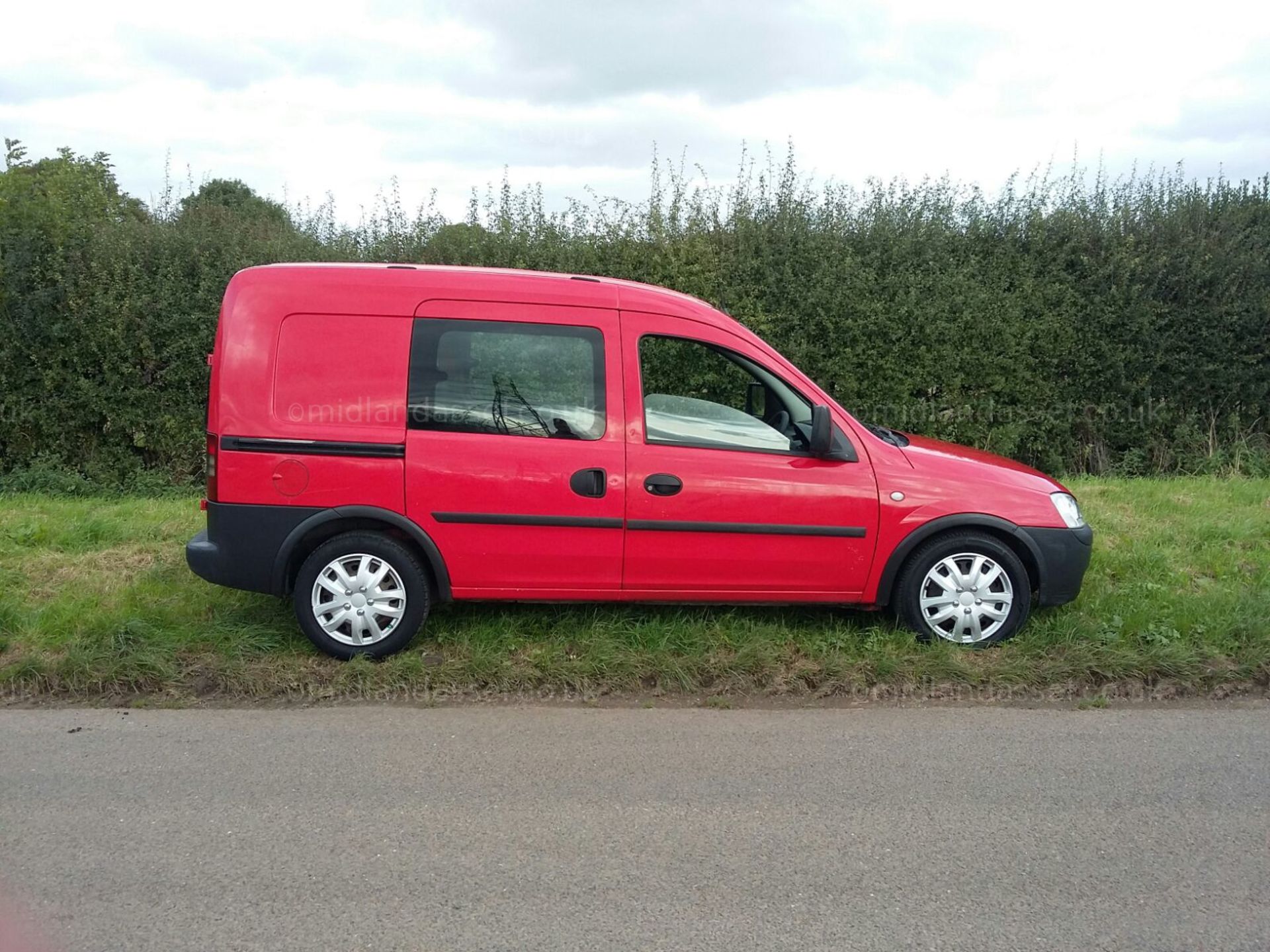 2006/06 REG VAUXHALL COMBO CREW 1900 CDTI CAR DERIVED VAN - Image 3 of 8