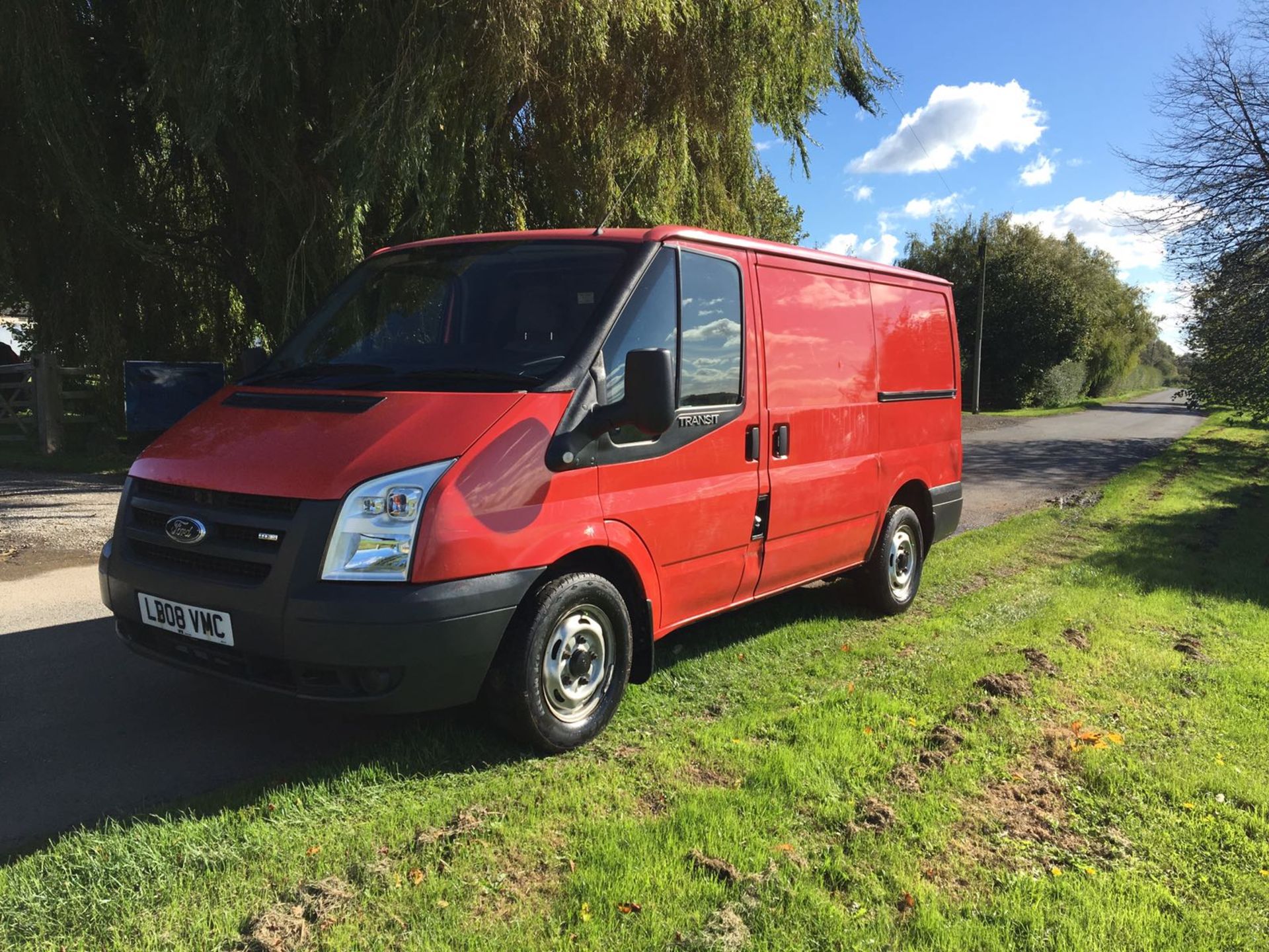 2008/08 REG FORD TRANSIT 85 T260S FWD, SHOWING 1 OWNER, ROYAL MAIL *NO VAT* - Image 3 of 12