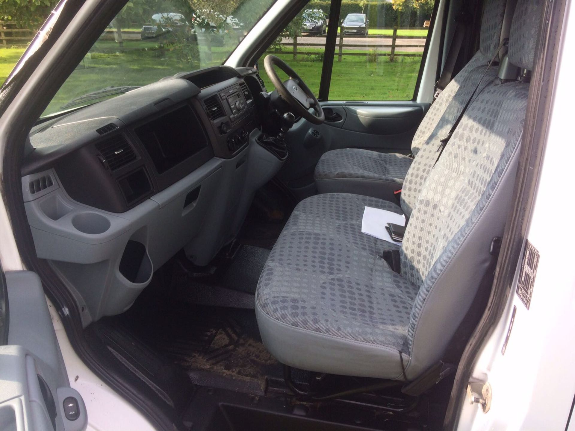 2009/09 REG FORD TRANSIT 115 T260S FWD, SHOWING 1 OWNER *PLUS VAT* - Image 14 of 21