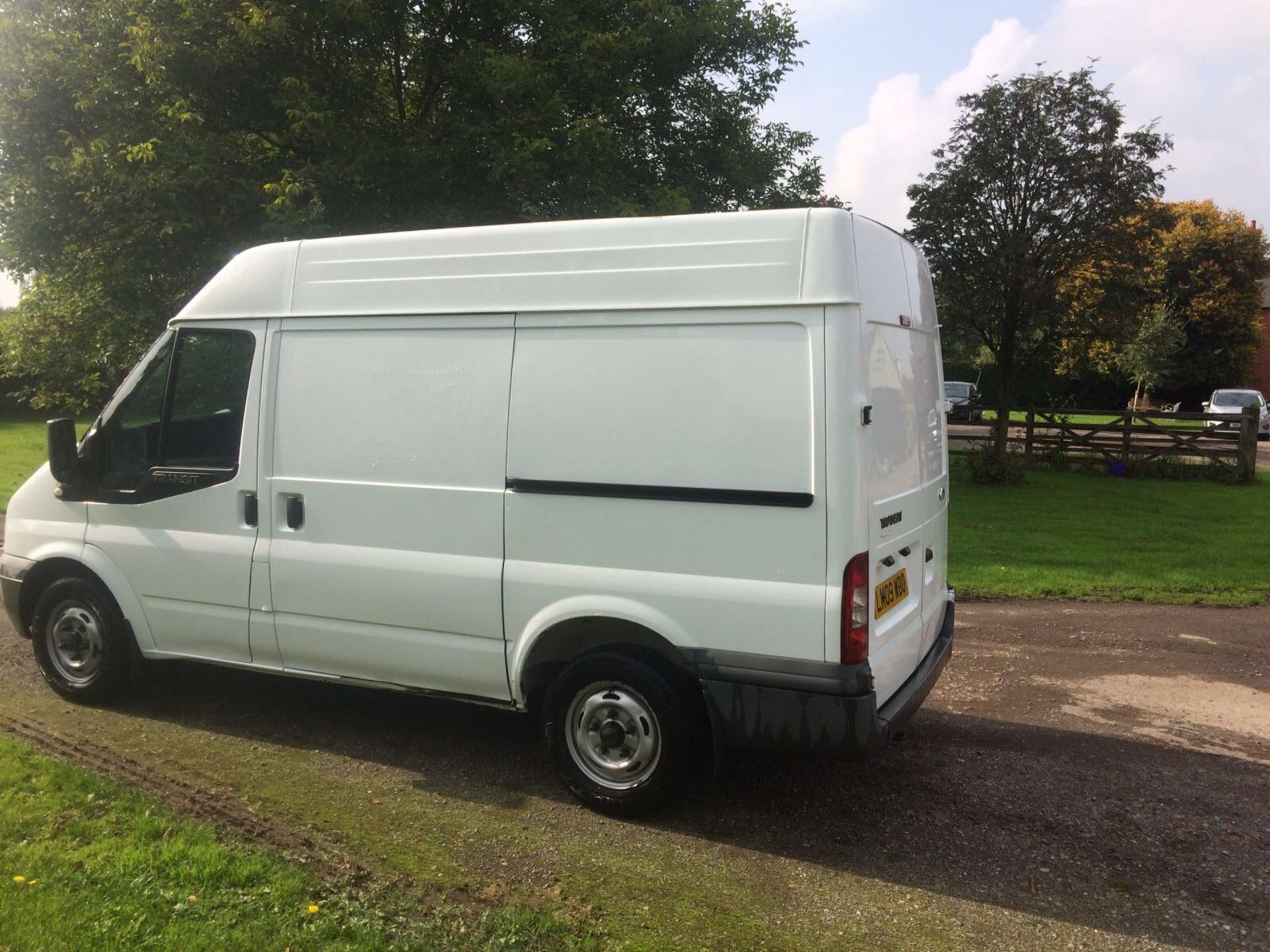 2009/09 REG FORD TRANSIT 115 T260S FWD, SHOWING 1 OWNER *PLUS VAT* - Image 4 of 21