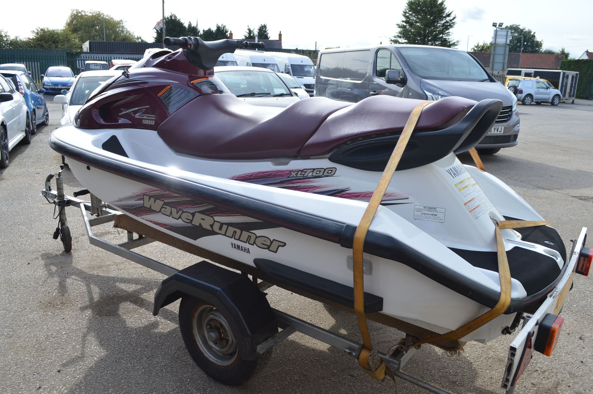 2000 YAMAHA WAVERUNNER XL700 JET-SKI WITH SINGLE AXLE LAUNCH TRAILER *NO VAT* - Image 3 of 12