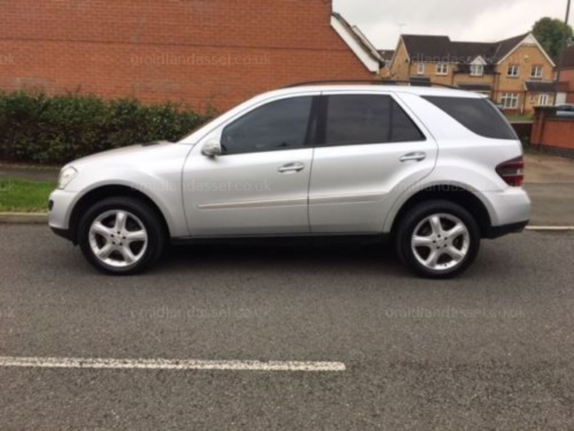 2007/57 REG MERCEDES ML 280 EDITION S CDI 4-MATIC FULL SERVICE HISTORY - Image 8 of 12