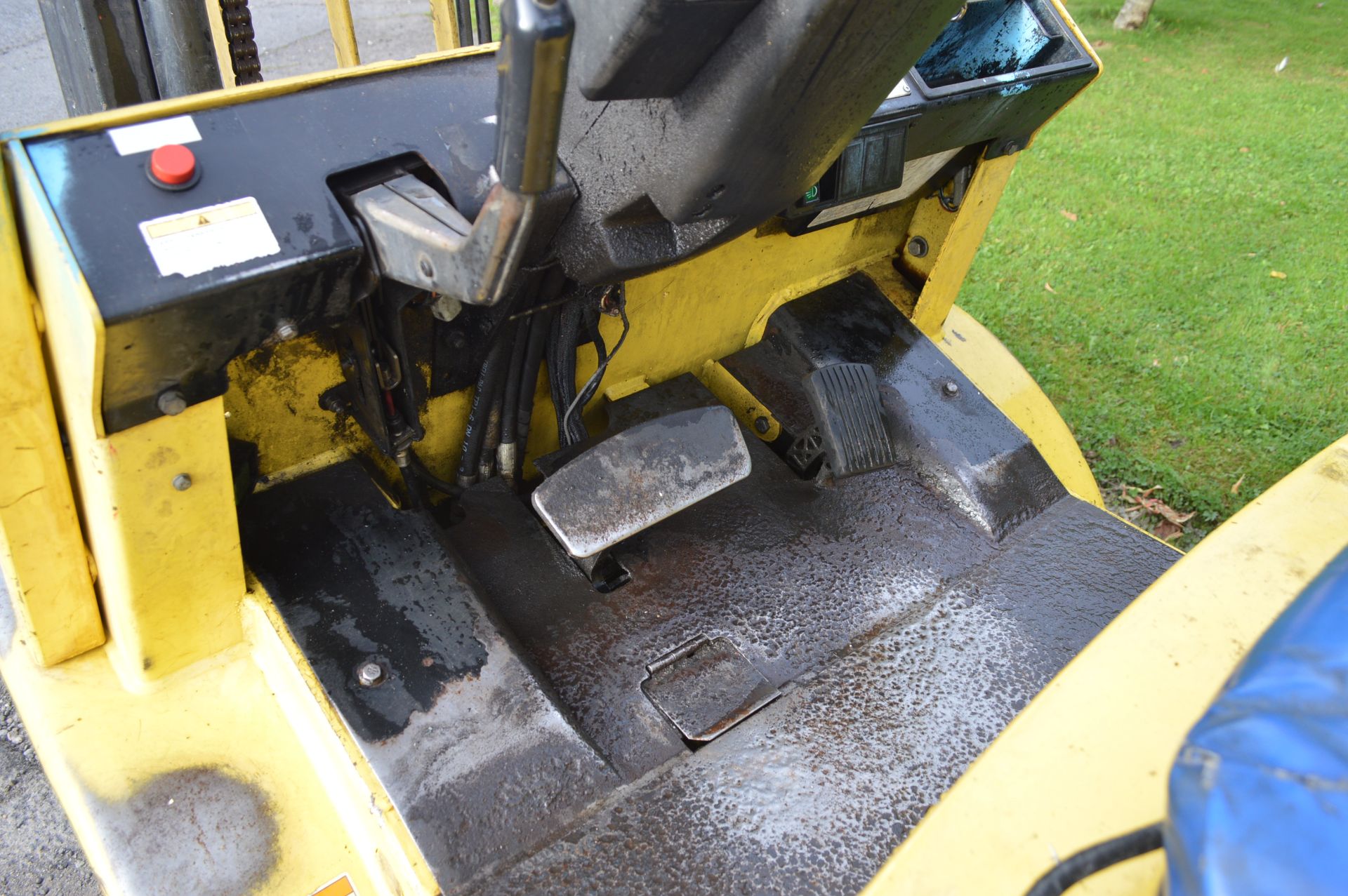 1999 HYSTER H2.50XM TWIN MAST DIESEL FORKLIFT WITH SIDE SHIFT *PLUS VAT* - Image 8 of 15