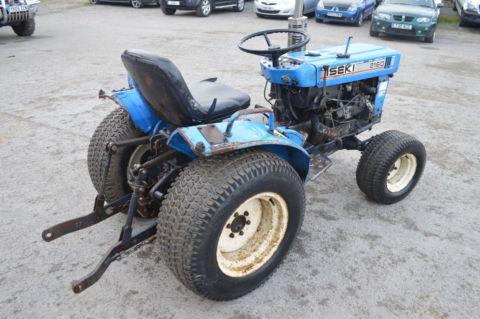 ISEKI 2160 TRACTOR, 4WD, PTO, TOW BAR AND MITSUBISHI 3 CYLINDER ENGINE *PLUS VAT* - Image 7 of 17